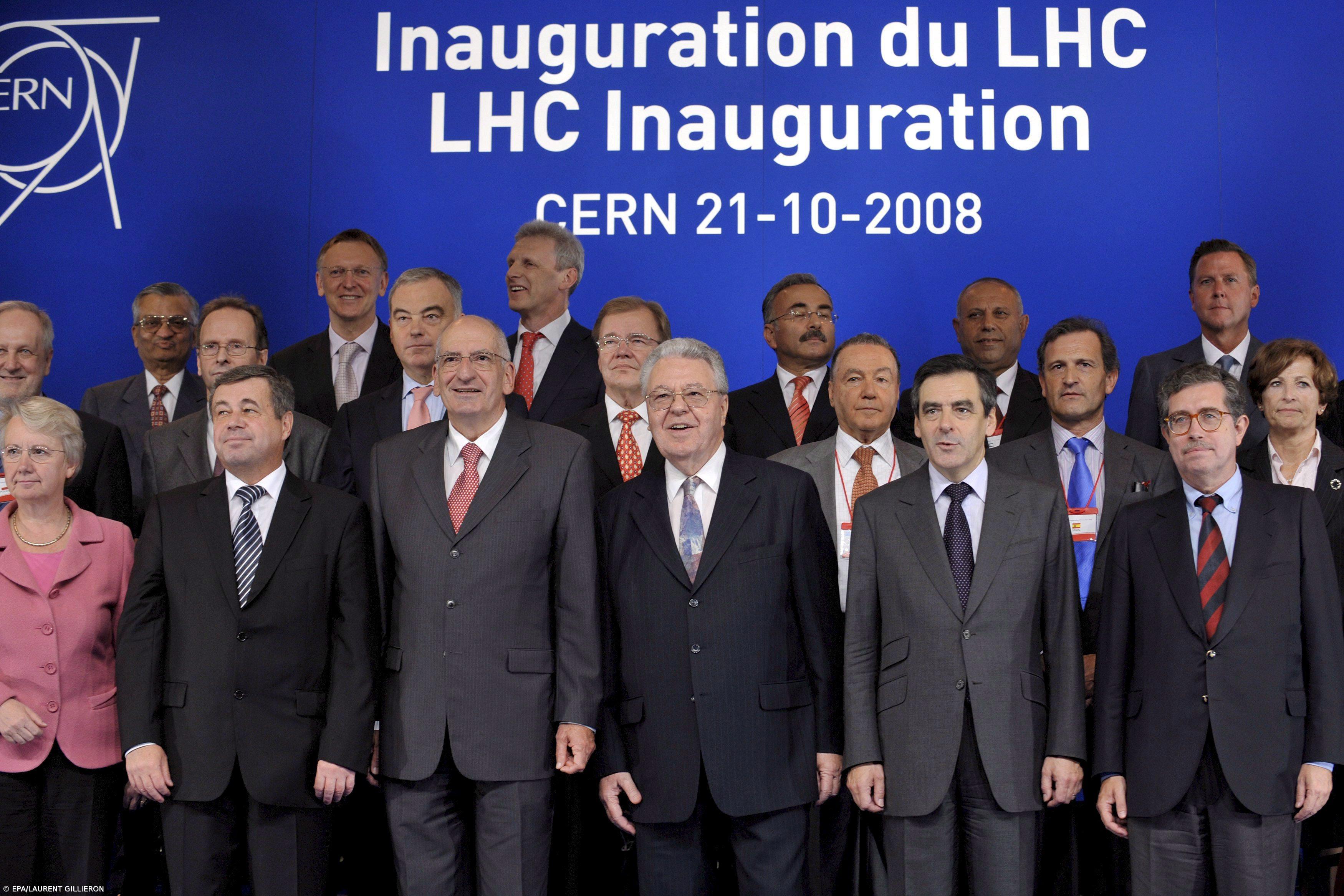 Acelerador de partículas inaugurado – Imagem 1