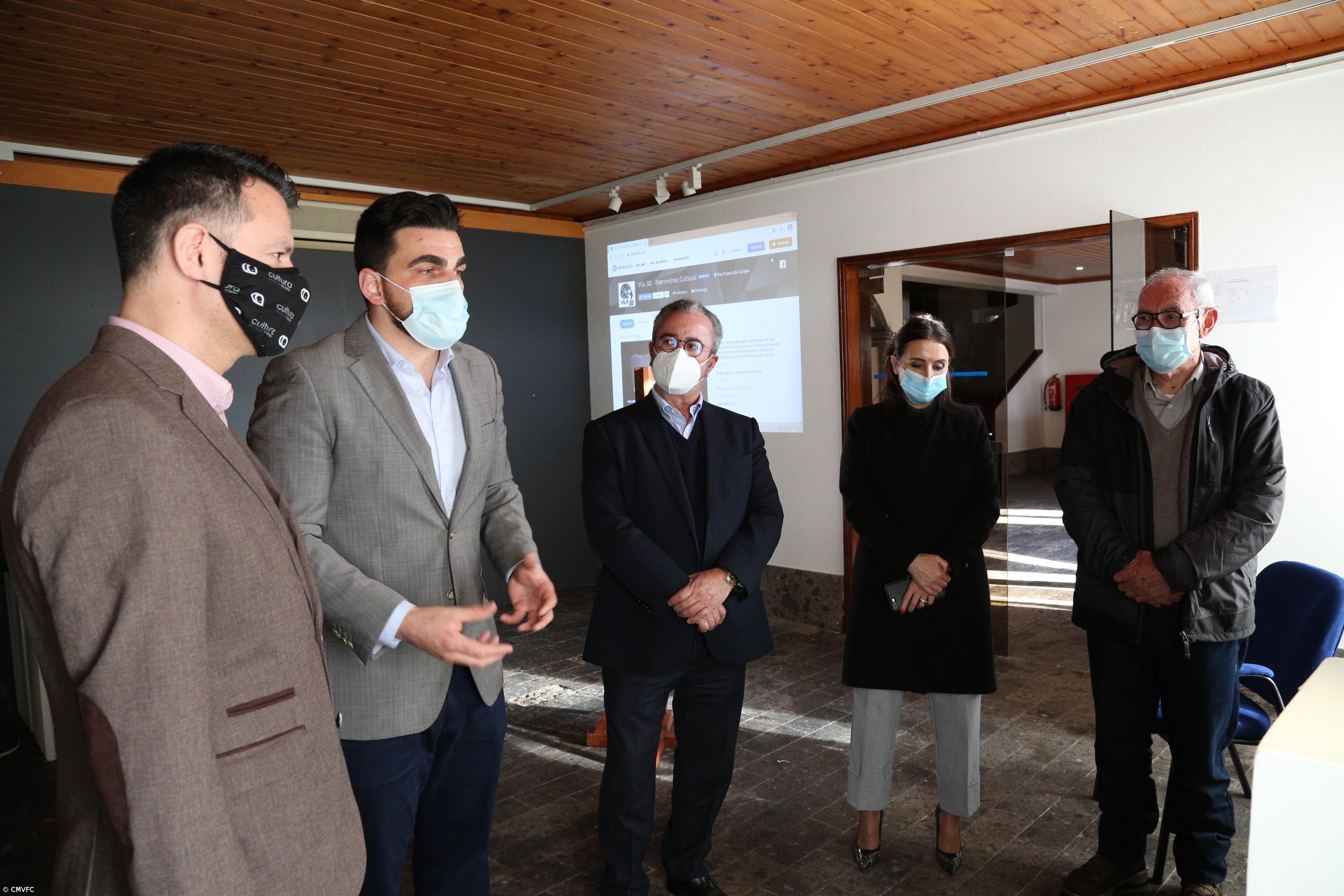 Diretor regional da Cultura visita projeto Vila 3D – Imagem 1