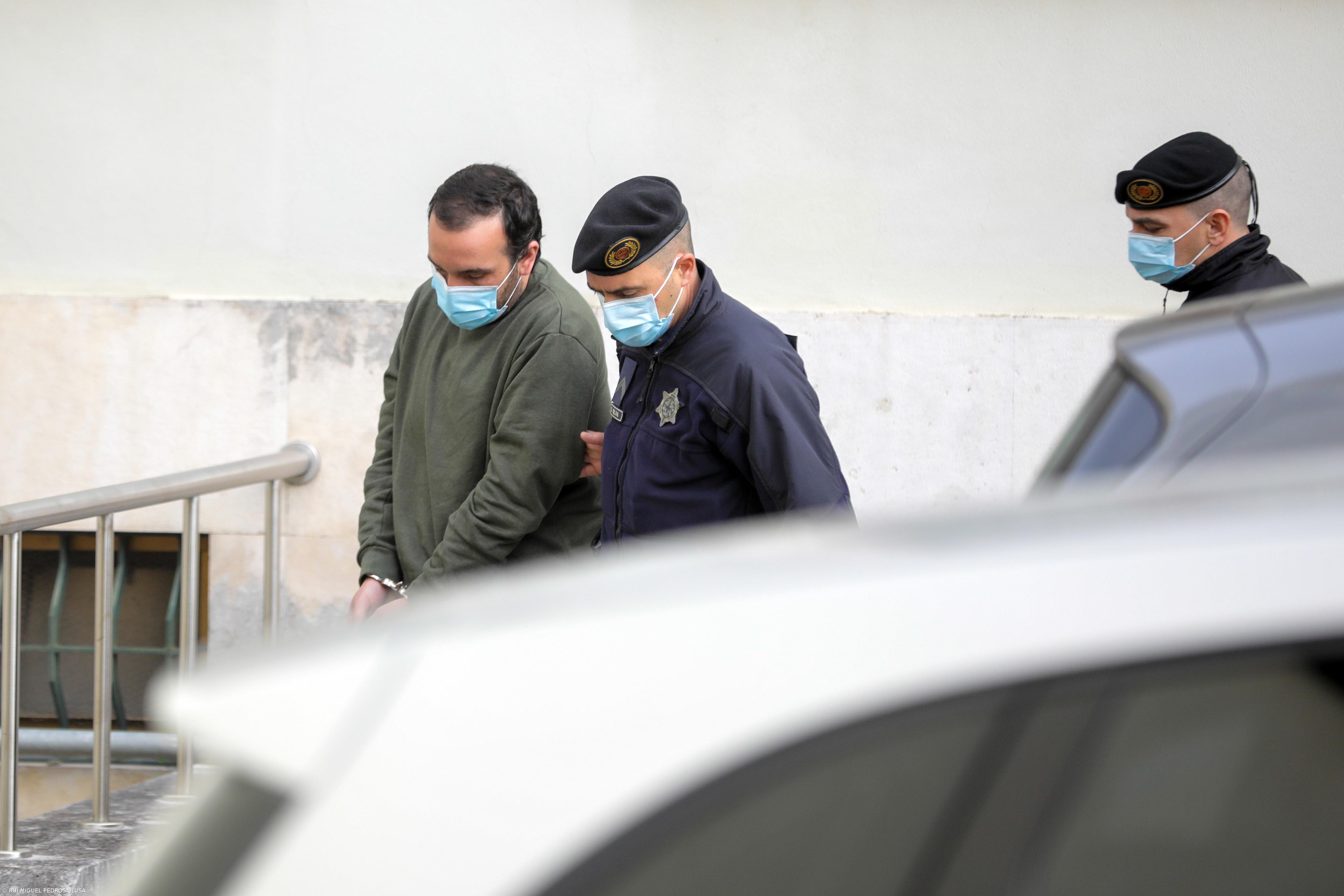 Tribunal de Leiria condena pai e madrasta de Valentina a 25 e 18 anos de prisão – Imagem 2