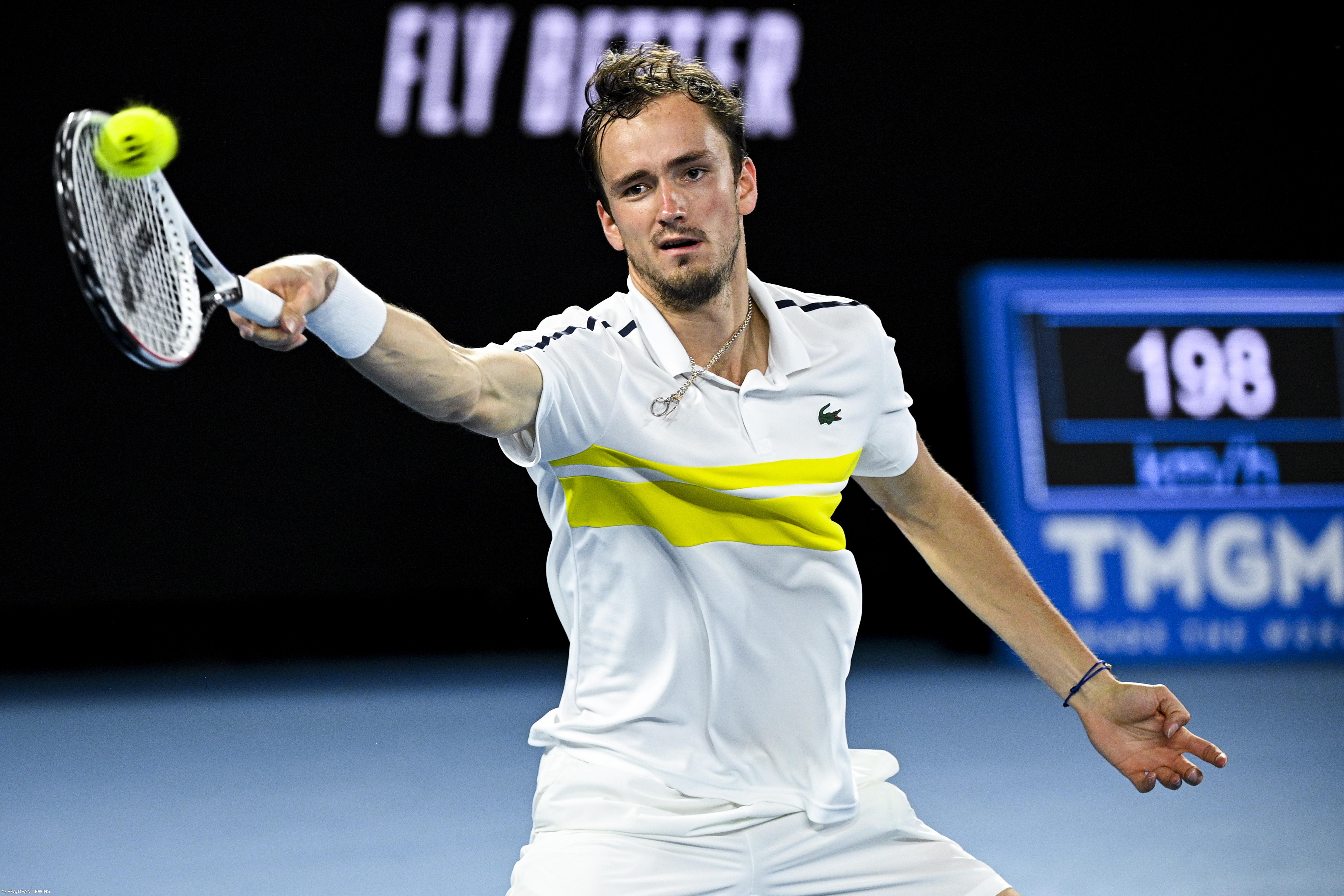 Medvedev bate Tsitsipas e encontra Djokovic na final – Imagem 1