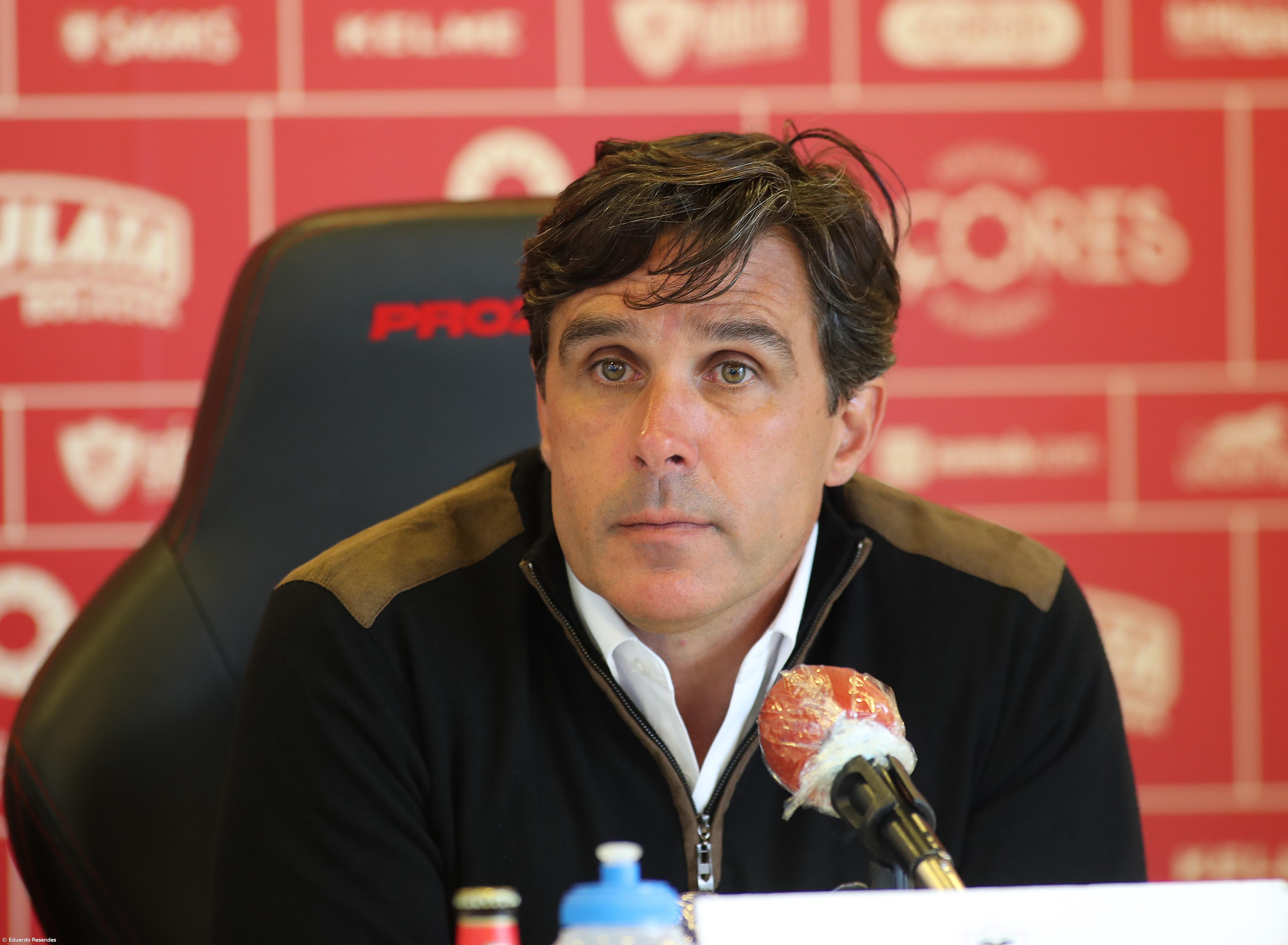 Treinador do Santa Clara quer carimbar "principal objetivo" frente ao Nacional – Imagem 1