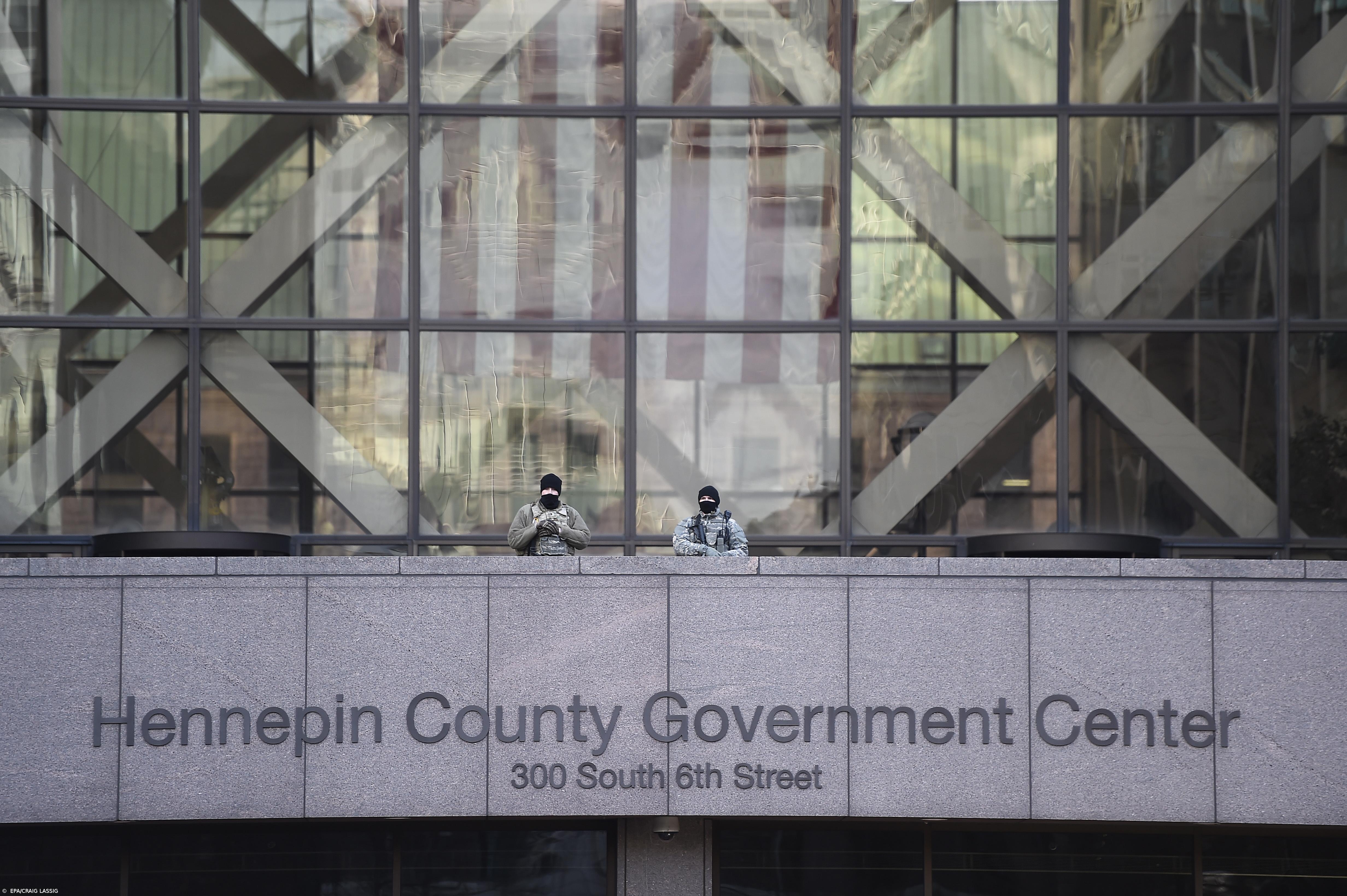 Juiz adia para março de 2022 julgamento dos três ex-agentes acusados de cumplicidade – Imagem 1