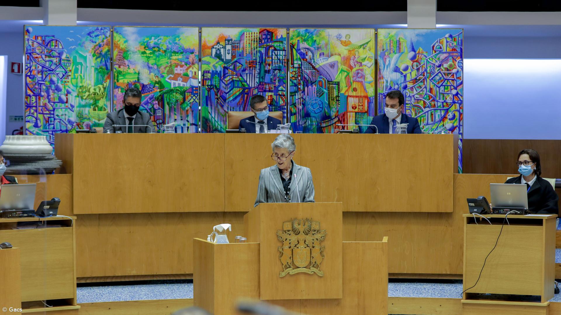 Açores com investimento de 60 milhões de euros em obras públicas – Imagem 1