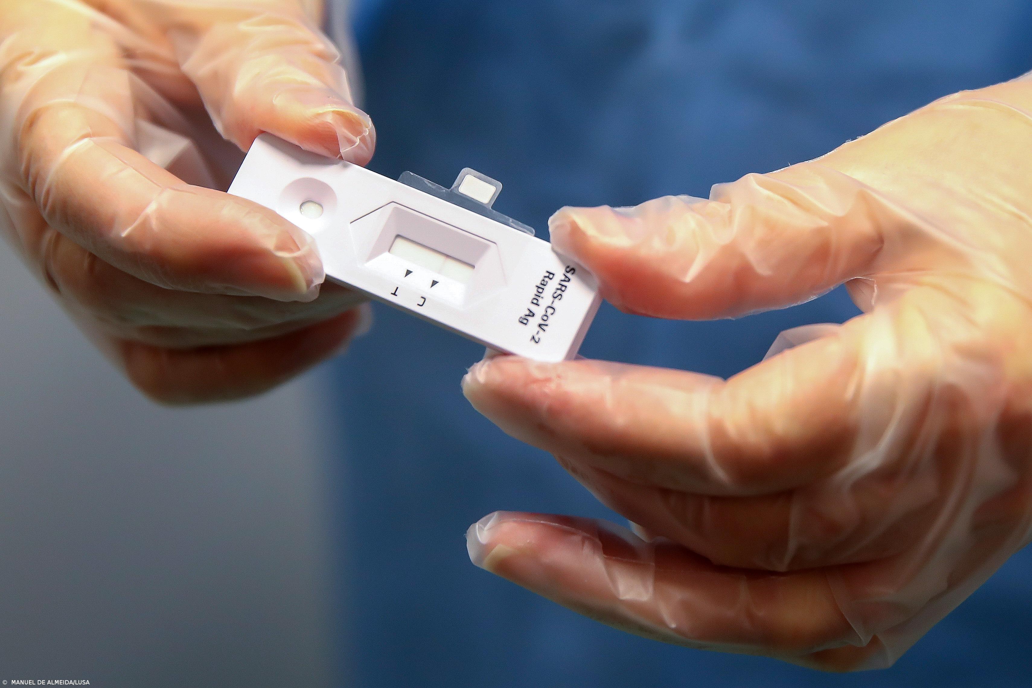 Média diária de infeções atinge o valor mais baixo deste ano – Imagem 1