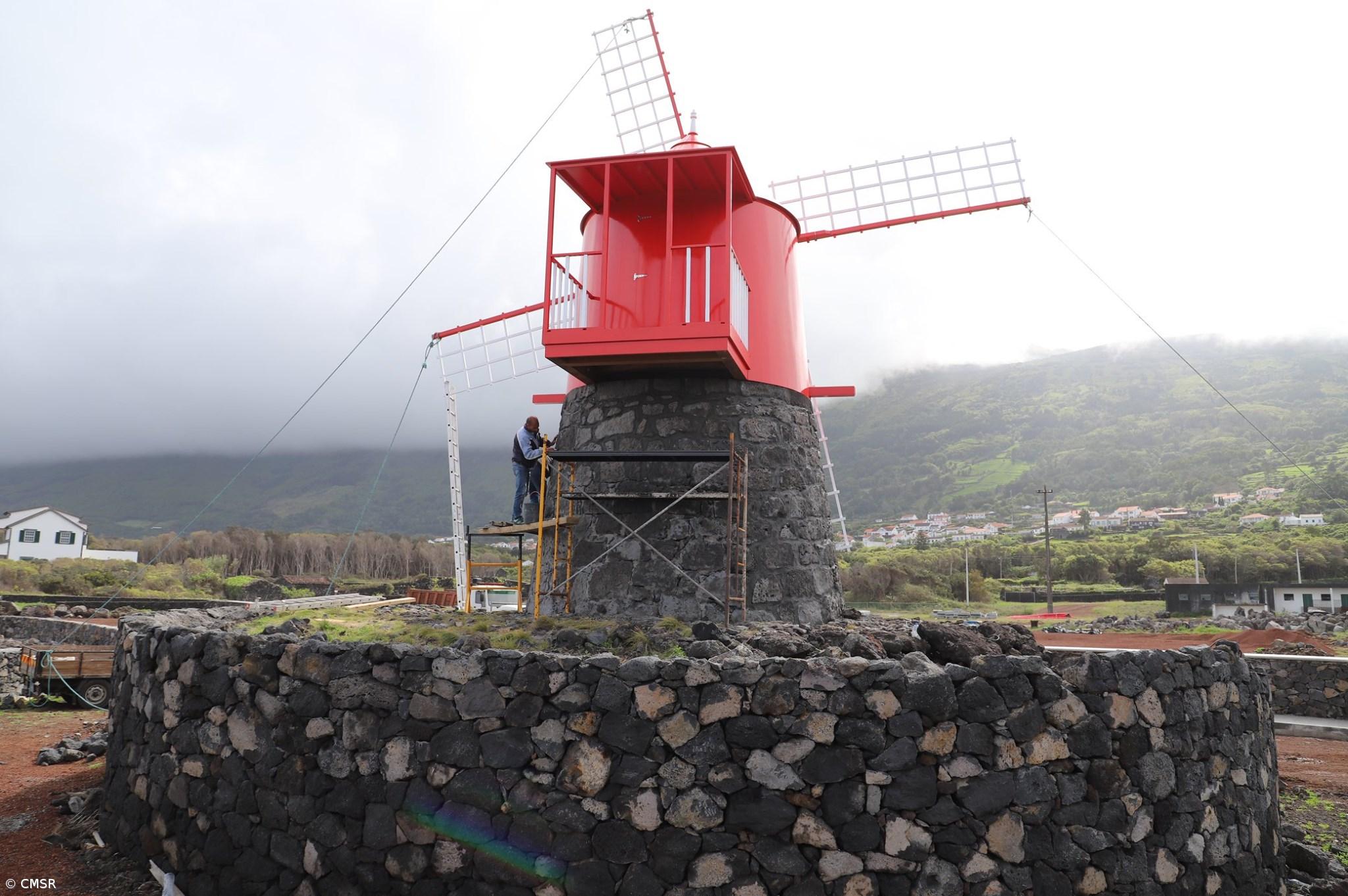 Câmara Municipal de São Roque apoia na reconstrução do moinho da Prainha – Imagem 1