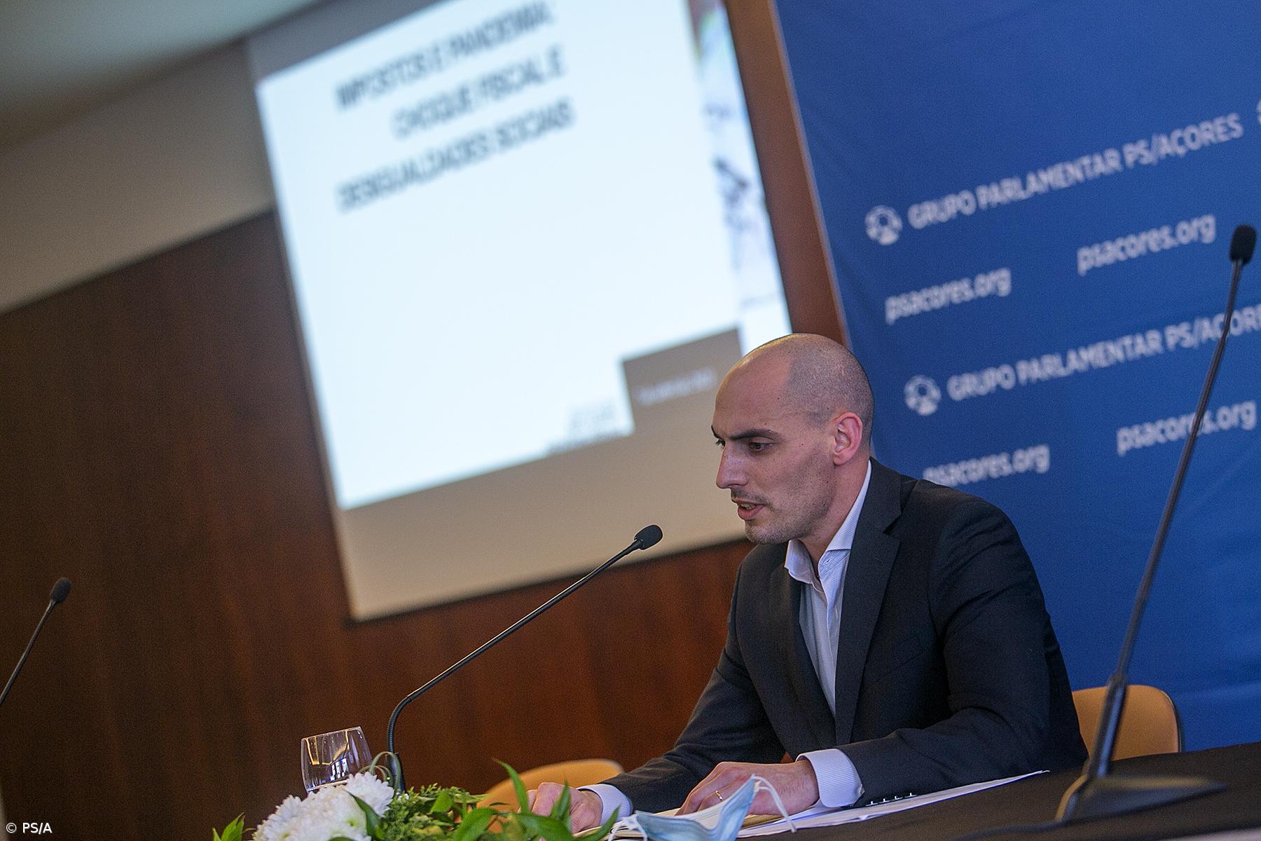 PS/Açores defende que redução fiscal não vai ajudar “quem perdeu rendimentos” – Imagem 1