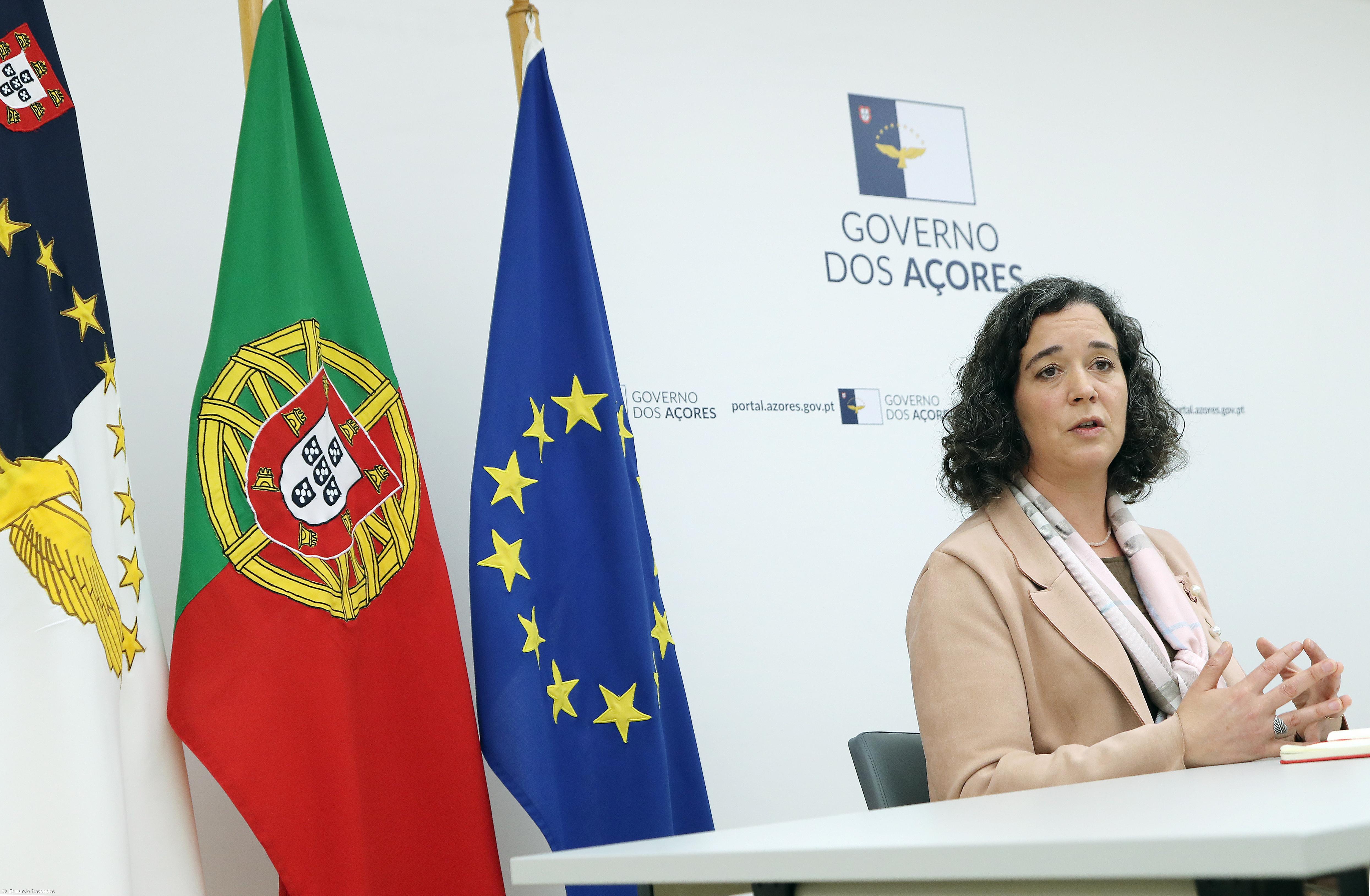 Mais de 600 alunos açorianos vão receber Prémio de Mérito no valor de 750 euros – Imagem 1