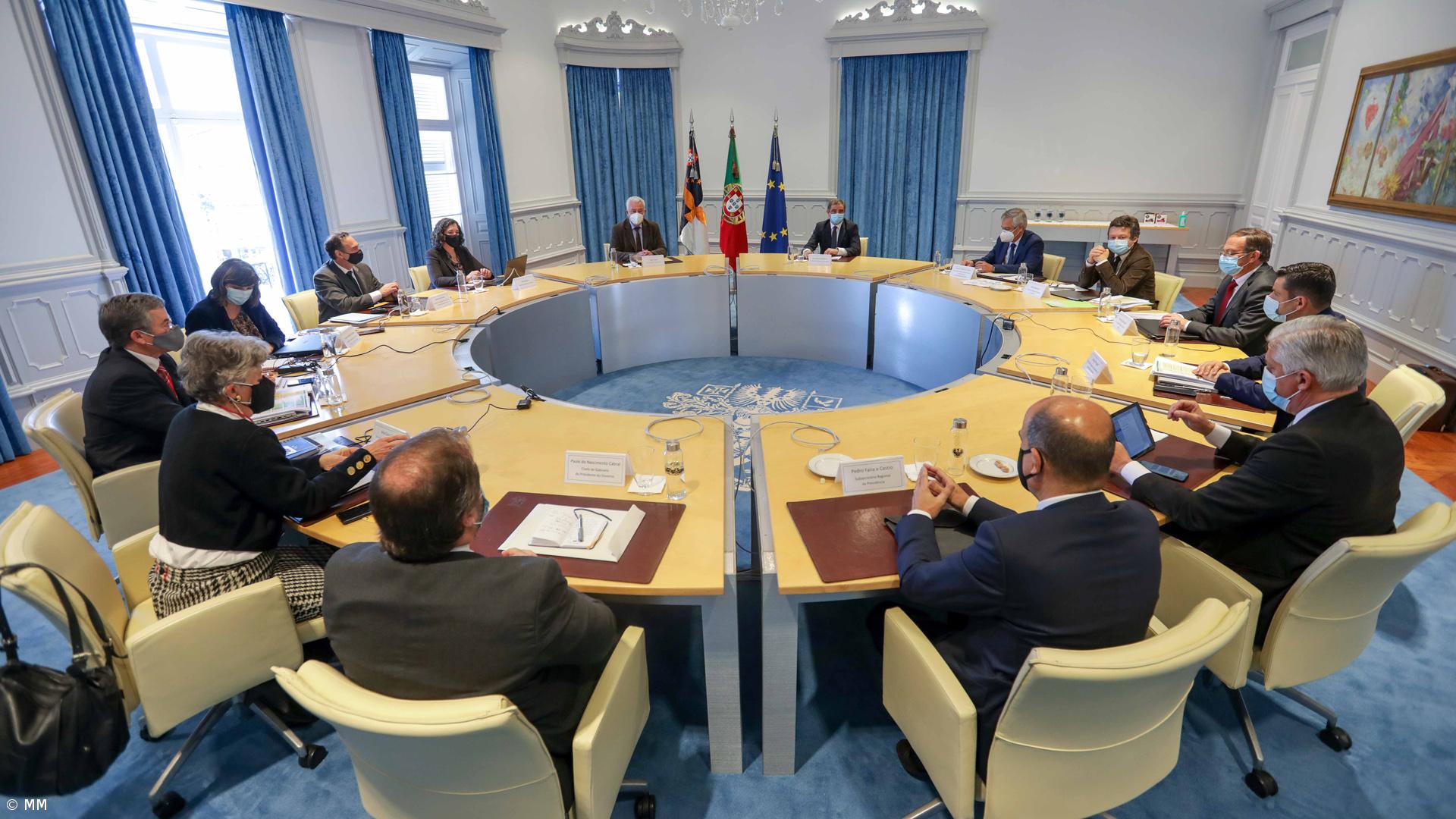 Fábrica Santa Catarina em São Jorge adjudicada a privado salvaguarda postos de trabalho – Imagem 1