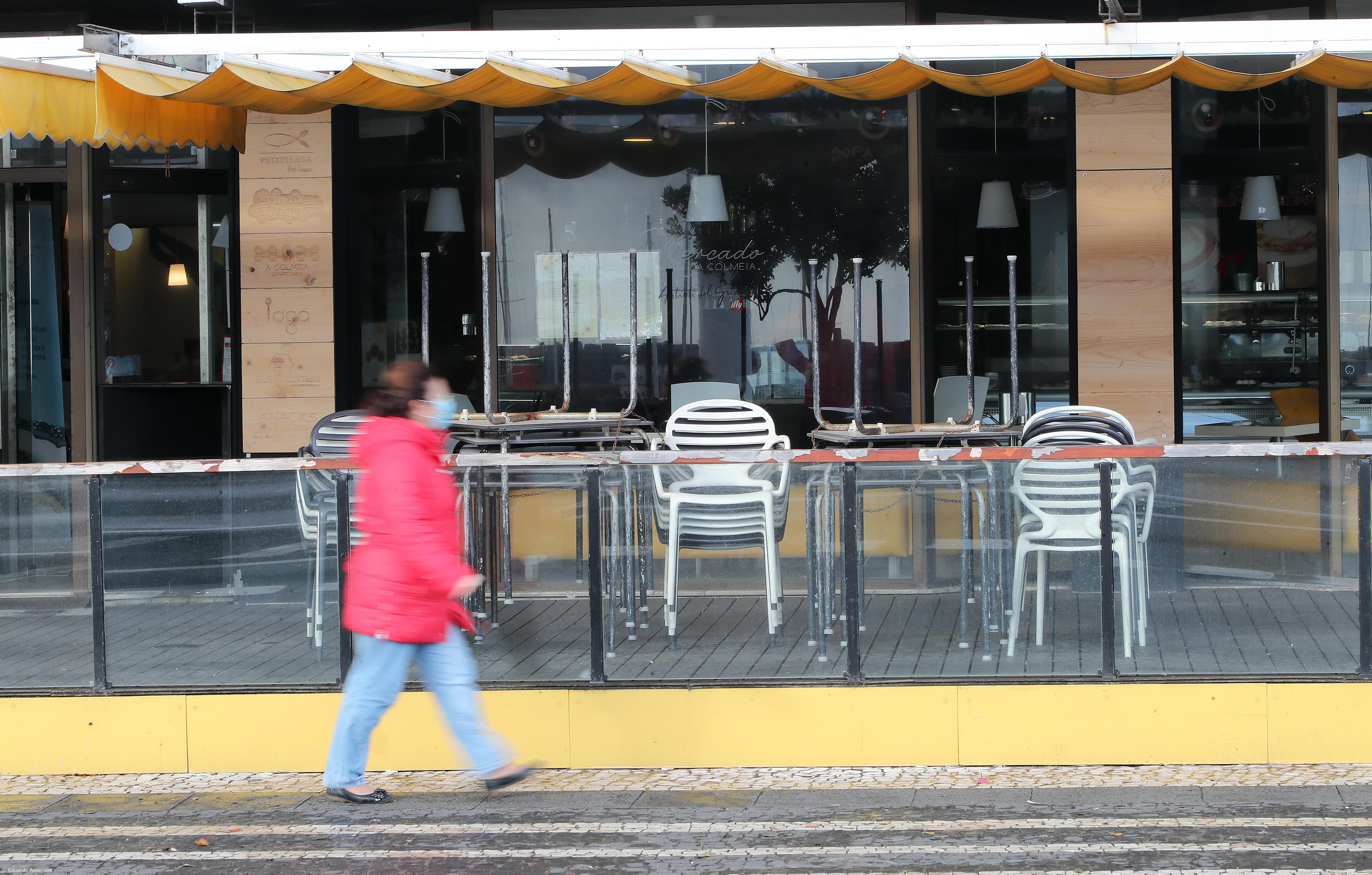 Manifesto que pede alterações no combate à pandemia com mais de 380 apoiantes – Imagem 1