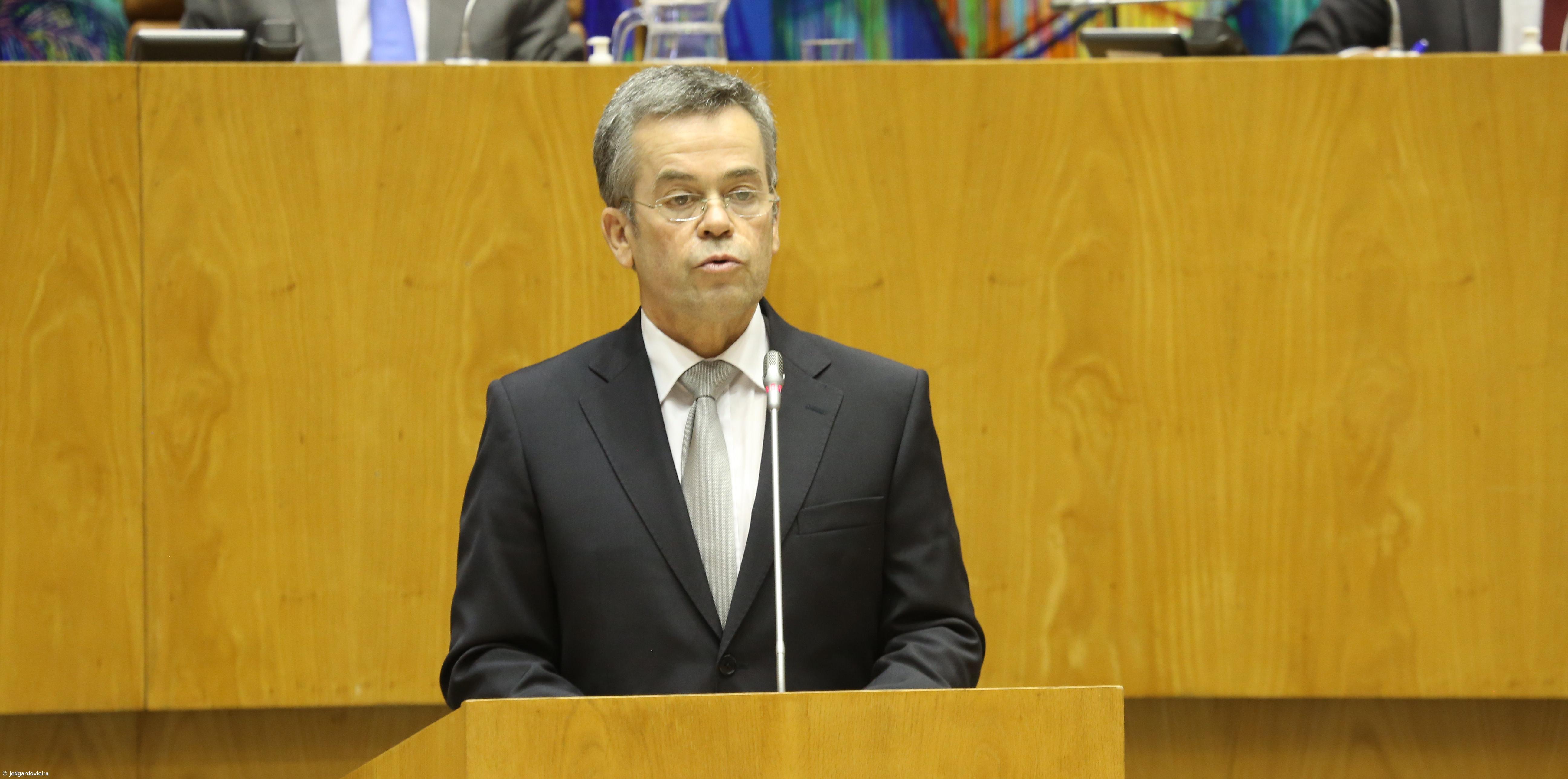 Secretário dos Transportes dos Açores diz que "desígnio é salvar a SATA" – Imagem 1