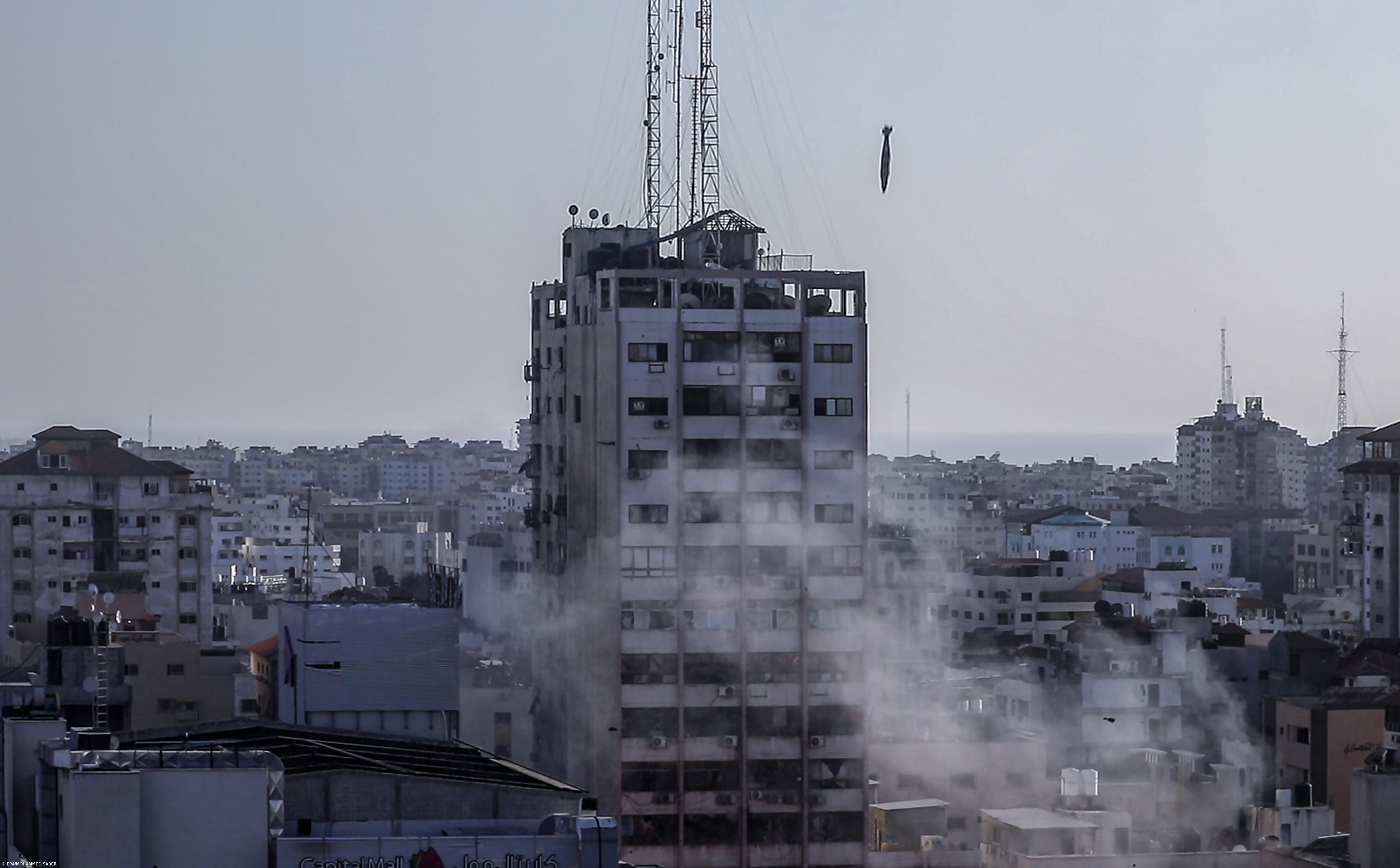 Ofensiva de Israel em Gaza com 50 rondas de bombardeamentos em 40 minutos – Imagem 1