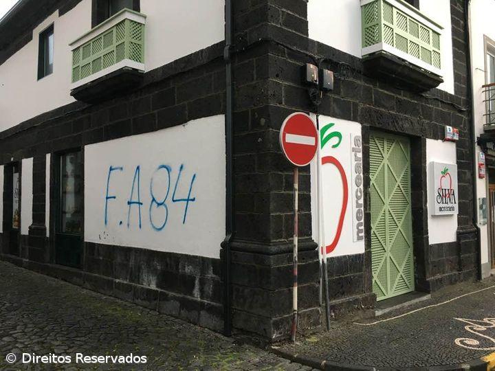 Belenenses procura “apurar internamente” atos de vandalismo cometidos na Horta – Imagem 1