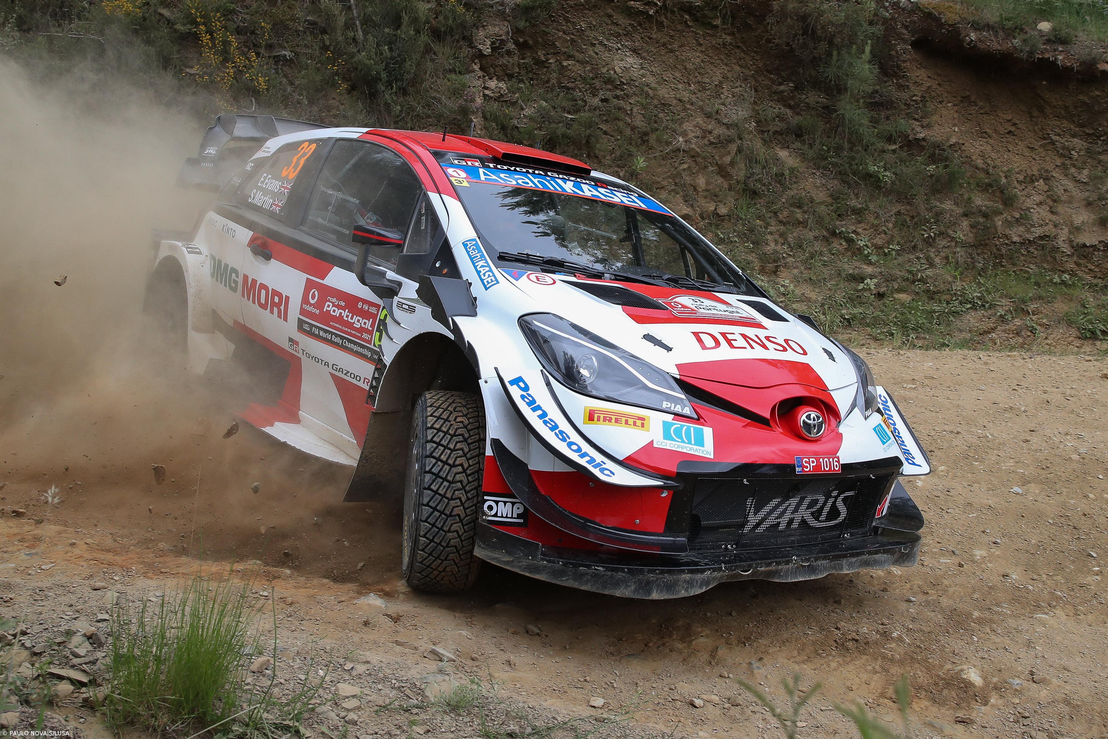 Organização retifica tempo de Elfyn Evans que ascende ao segundo lugar – Imagem 1