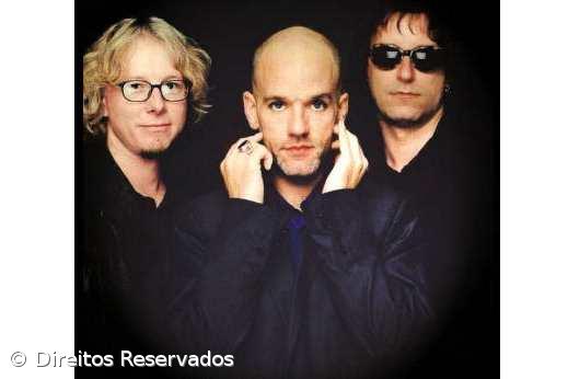 Antigo vocalista dos R.E.M. regressa aos palcos após hiato de três anos – Imagem 1