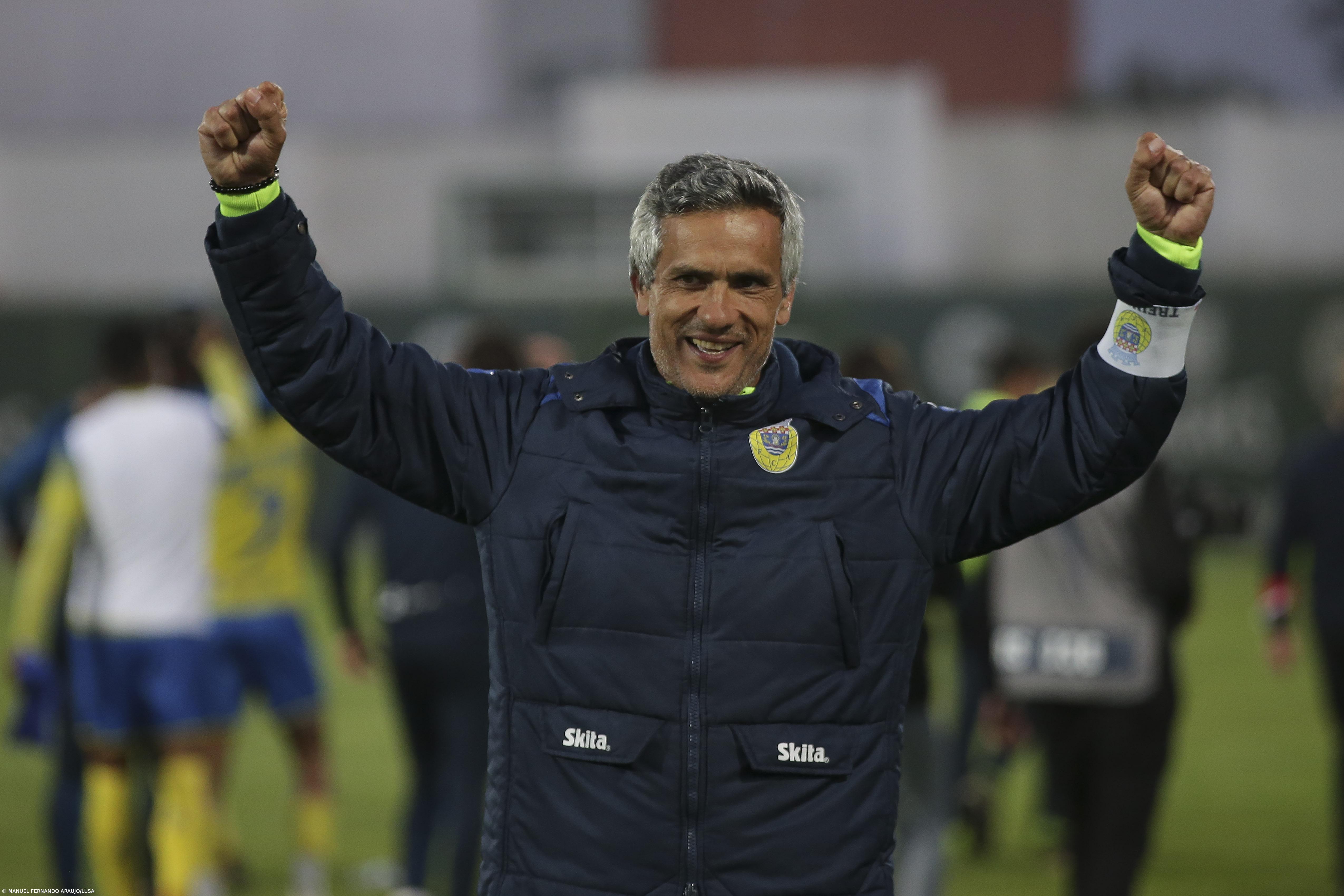 Treinador do Arouca quer conquistar primeira vitória fora na visita ao Santa Clara – Imagem 1