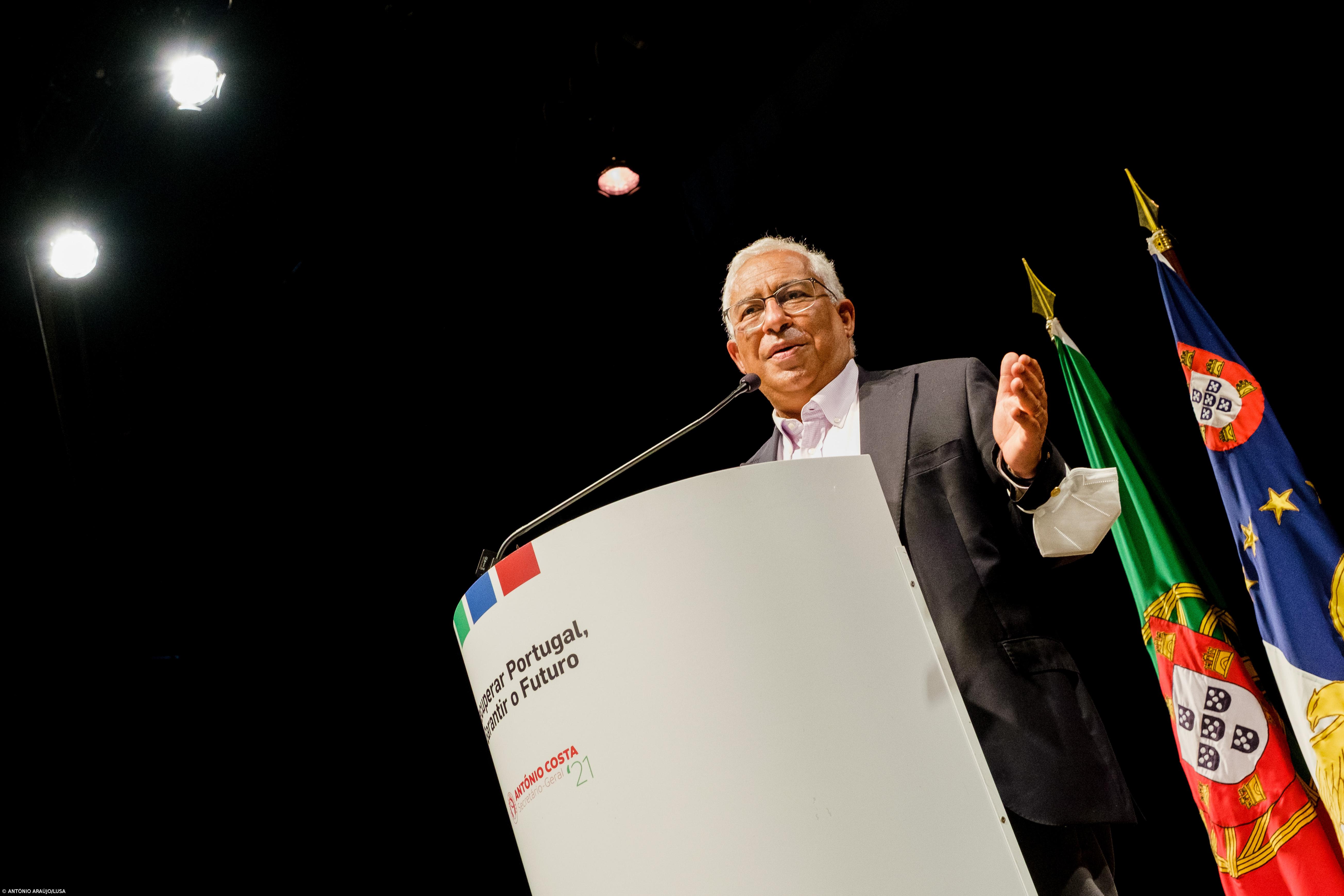 Costa considera que horário de voto para isolados é “recomendação” equilibrada – Imagem 1