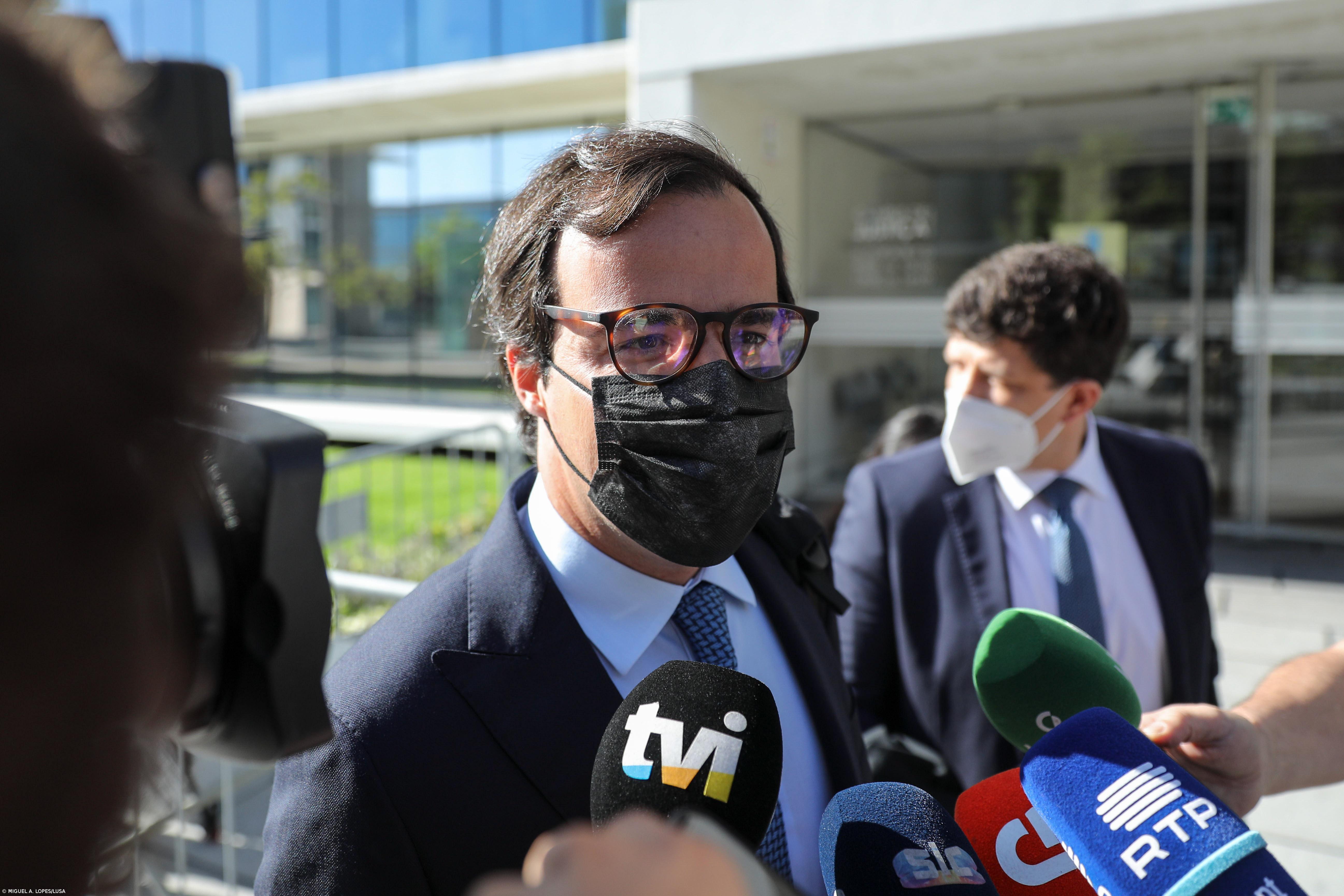 Advogado de Ricardo Salgado diz que tribunal deve apreciar contestação antes do julgamento – Imagem 1