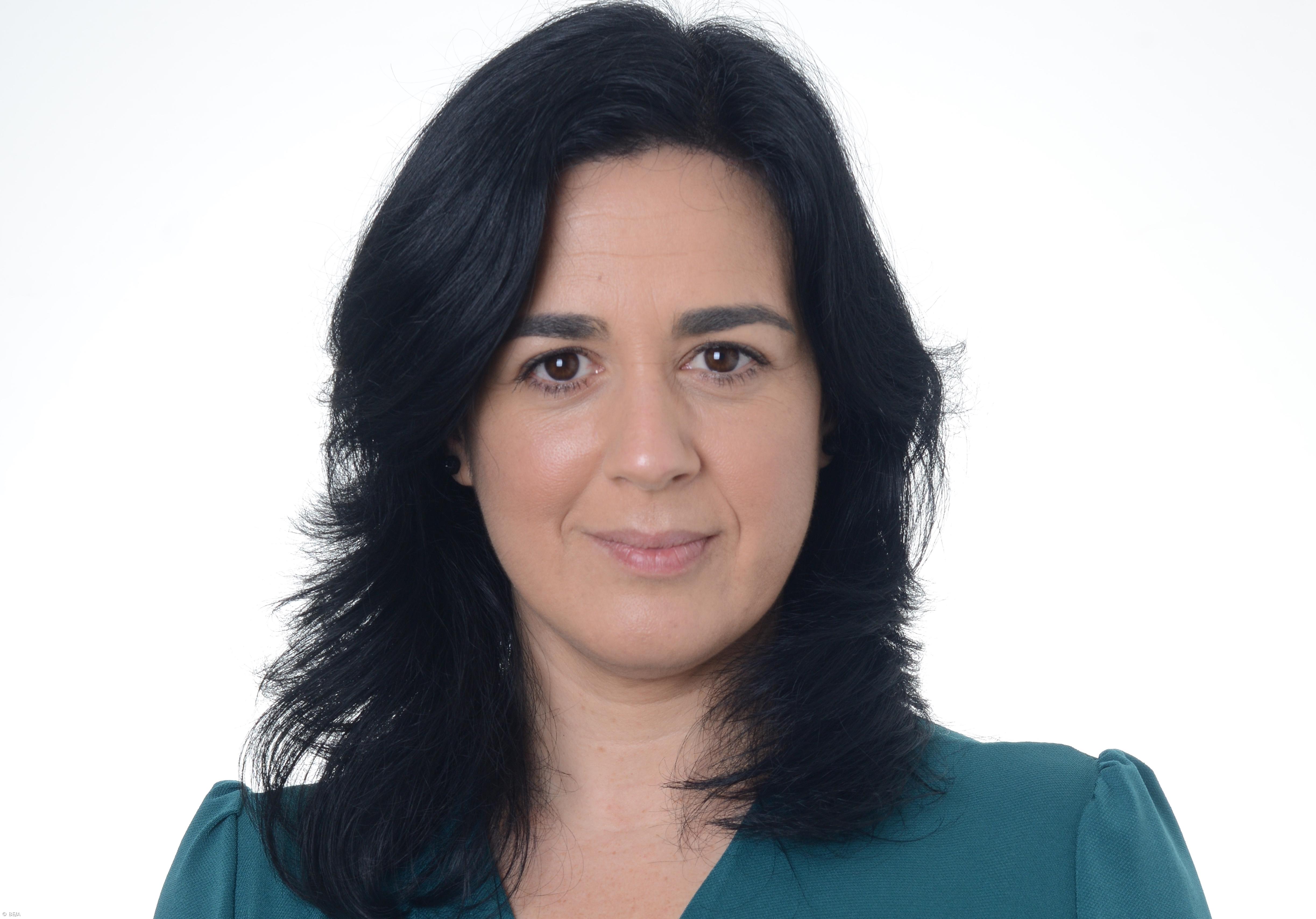 Joana Bettencourt é a candidata do BE à câmara da Praia da Vitória – Imagem 1