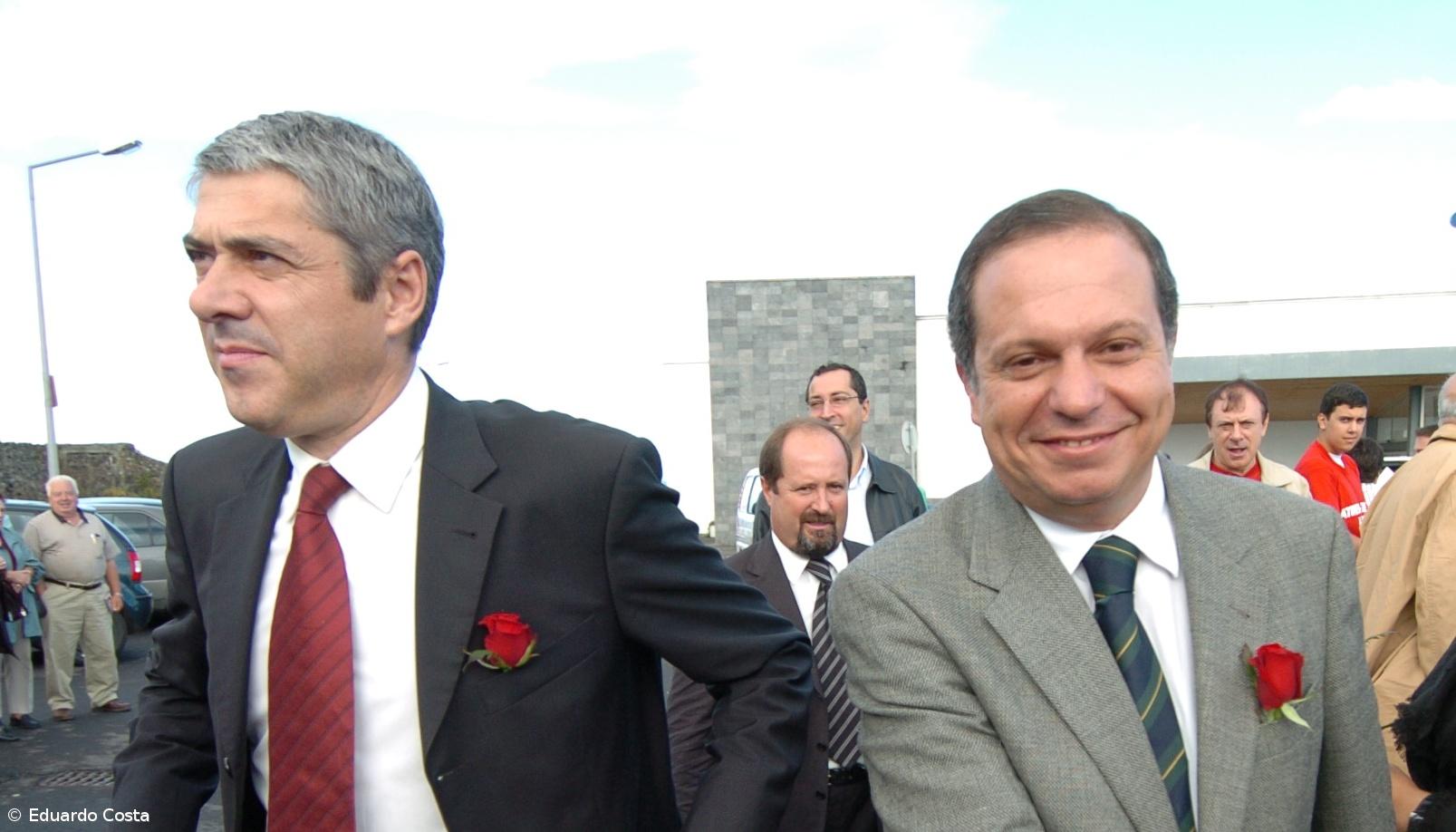 Sócrates e Carlos César juntos em comício em Guimarães  – Imagem 1