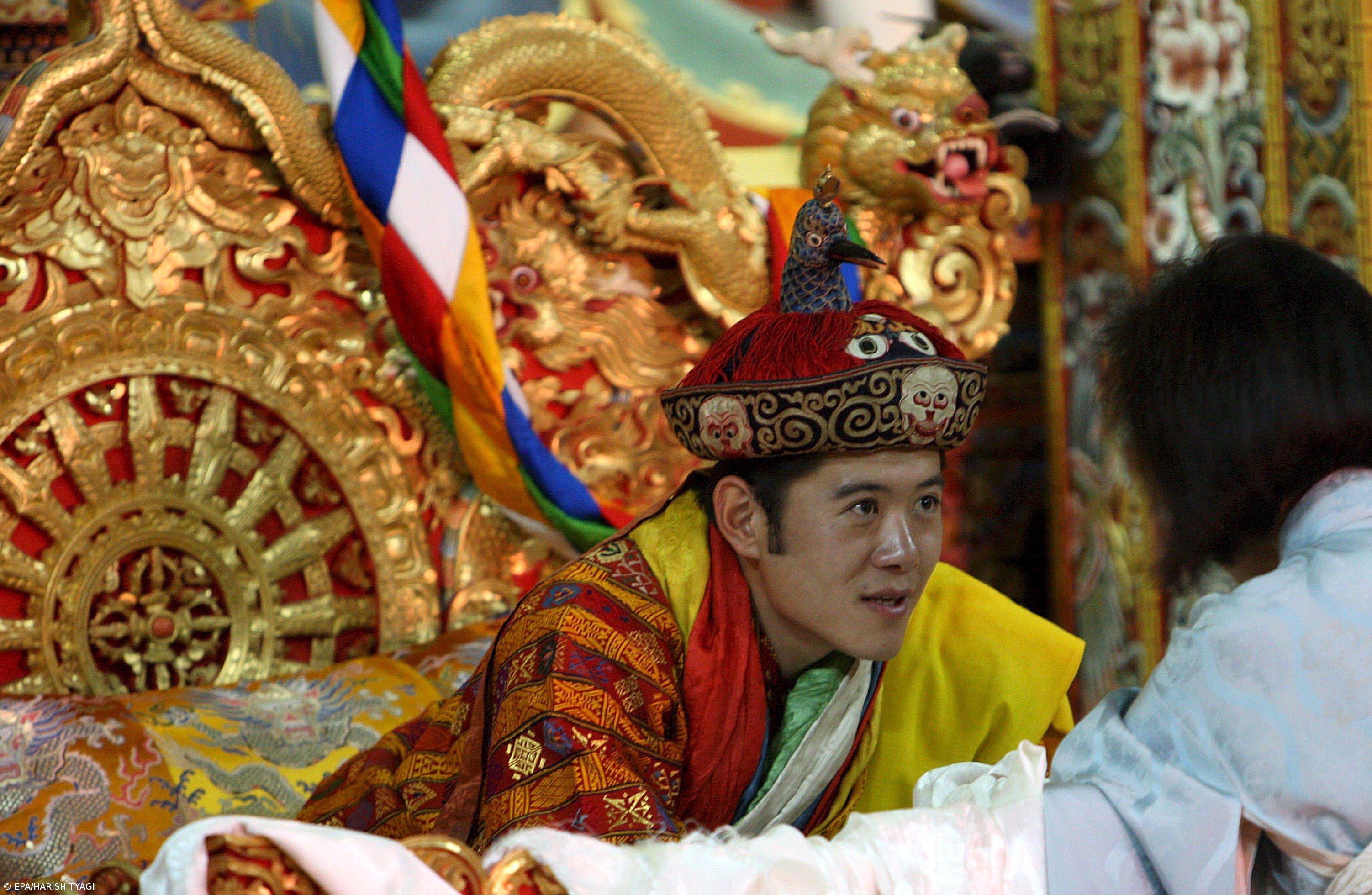 Coroado o mais jovem soberano do Mundo – Imagem 1