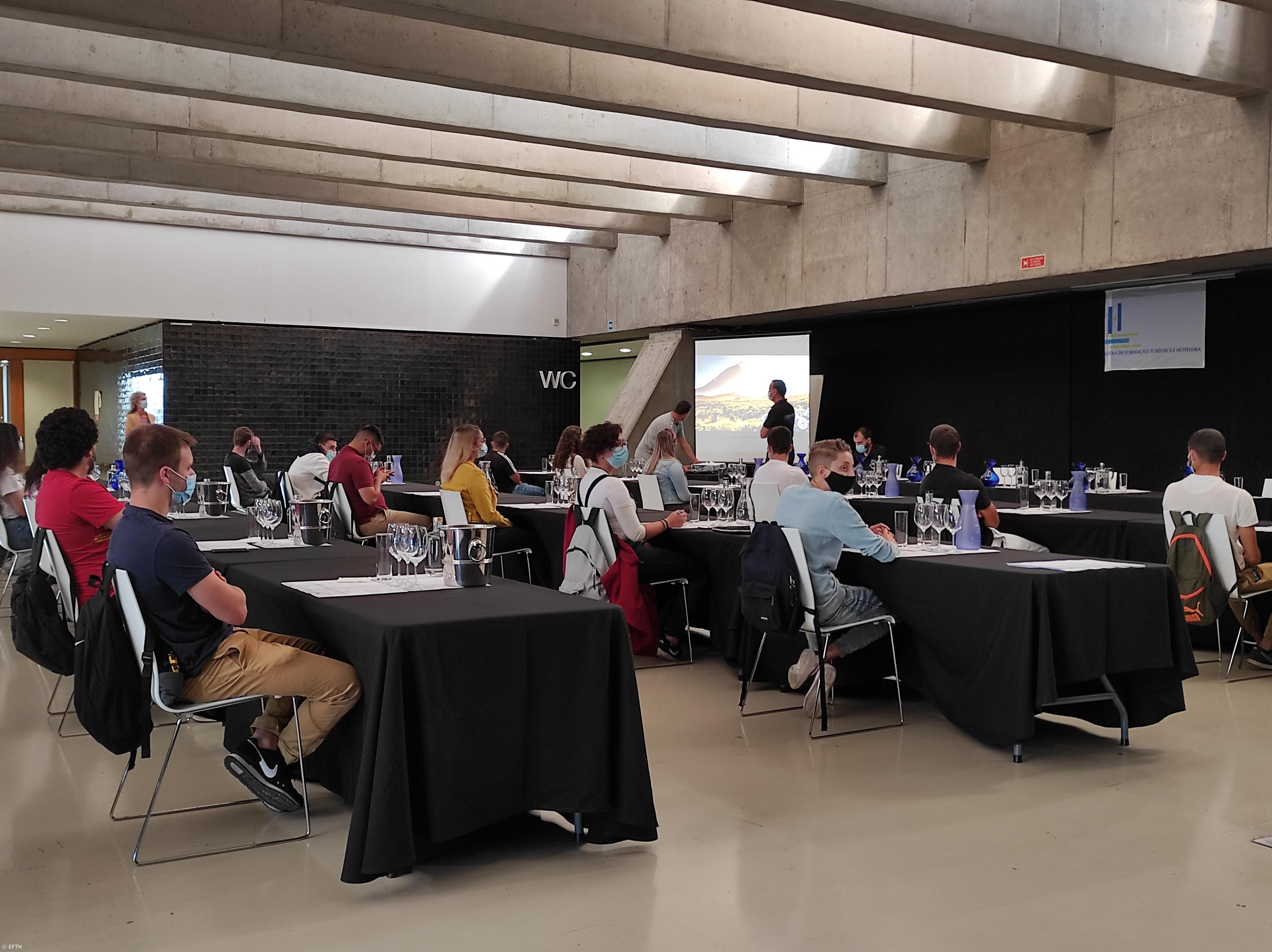 Picowines promove MasterClass na Escola de Formação Turística e Hoteleira  – Imagem 1