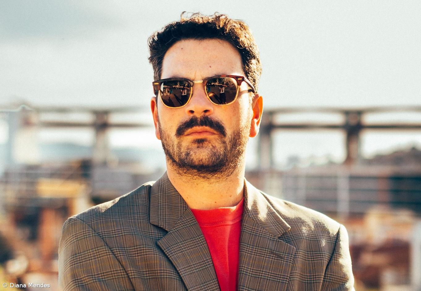 O regresso ao universo de Bruno Pernadas com “Private Reasons” – Imagem 1