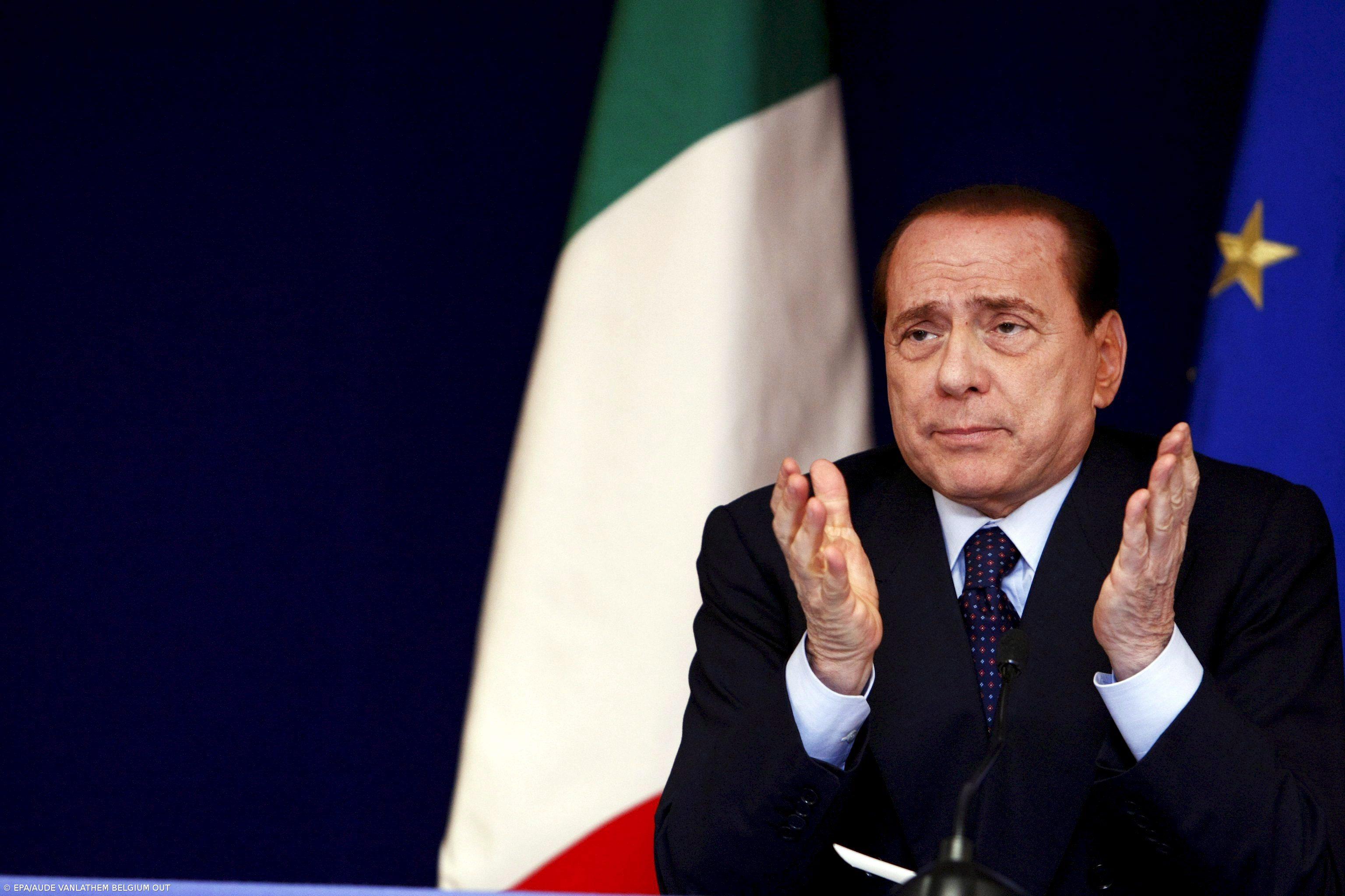 Silvio Berlusconi condenado a quatro anos de prisão – Imagem 1