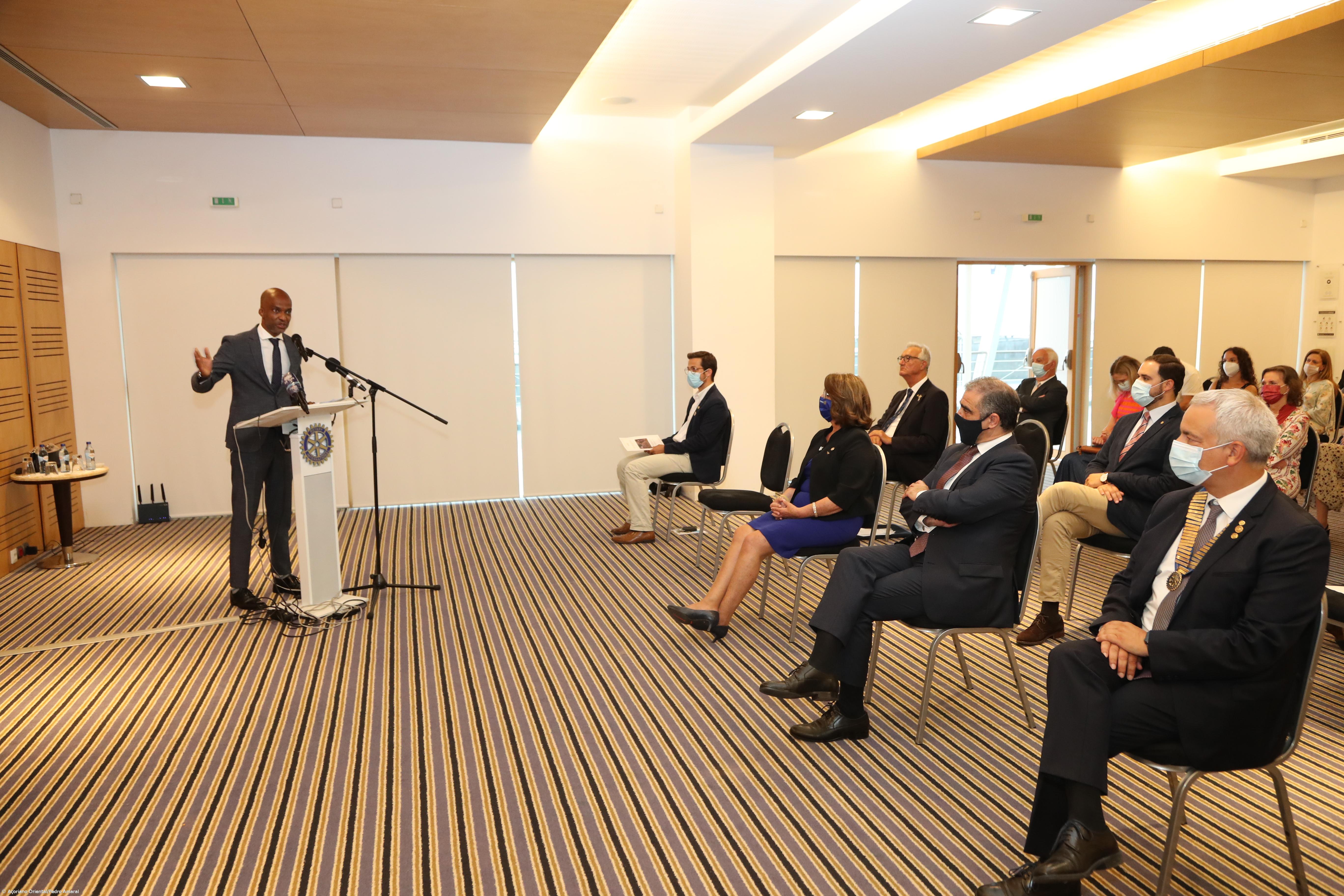 Pedro Melo é o novo presidente do Rotary Club de Ponta Delgada – Imagem 8