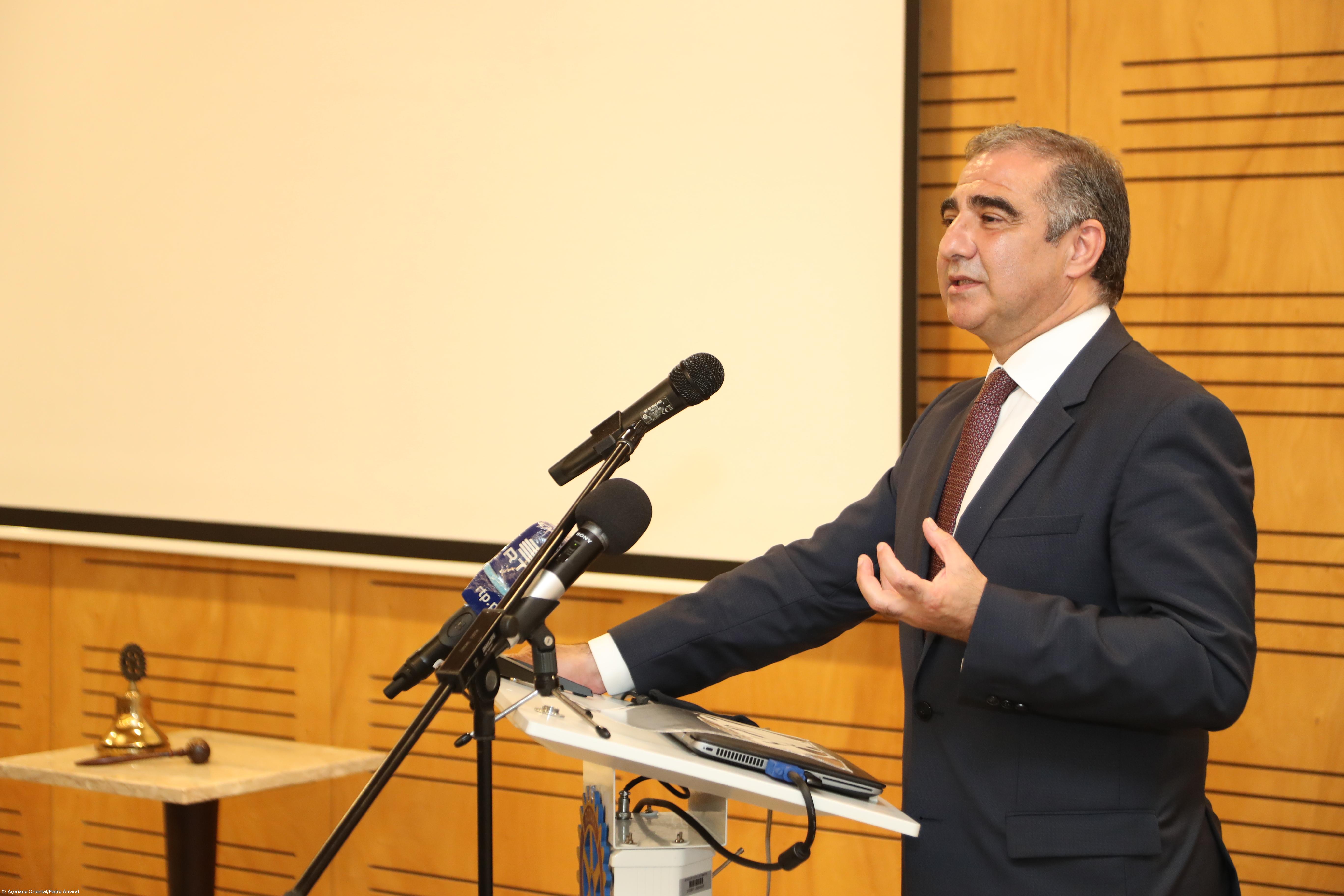Pedro Melo é o novo presidente do Rotary Club de Ponta Delgada – Imagem 9