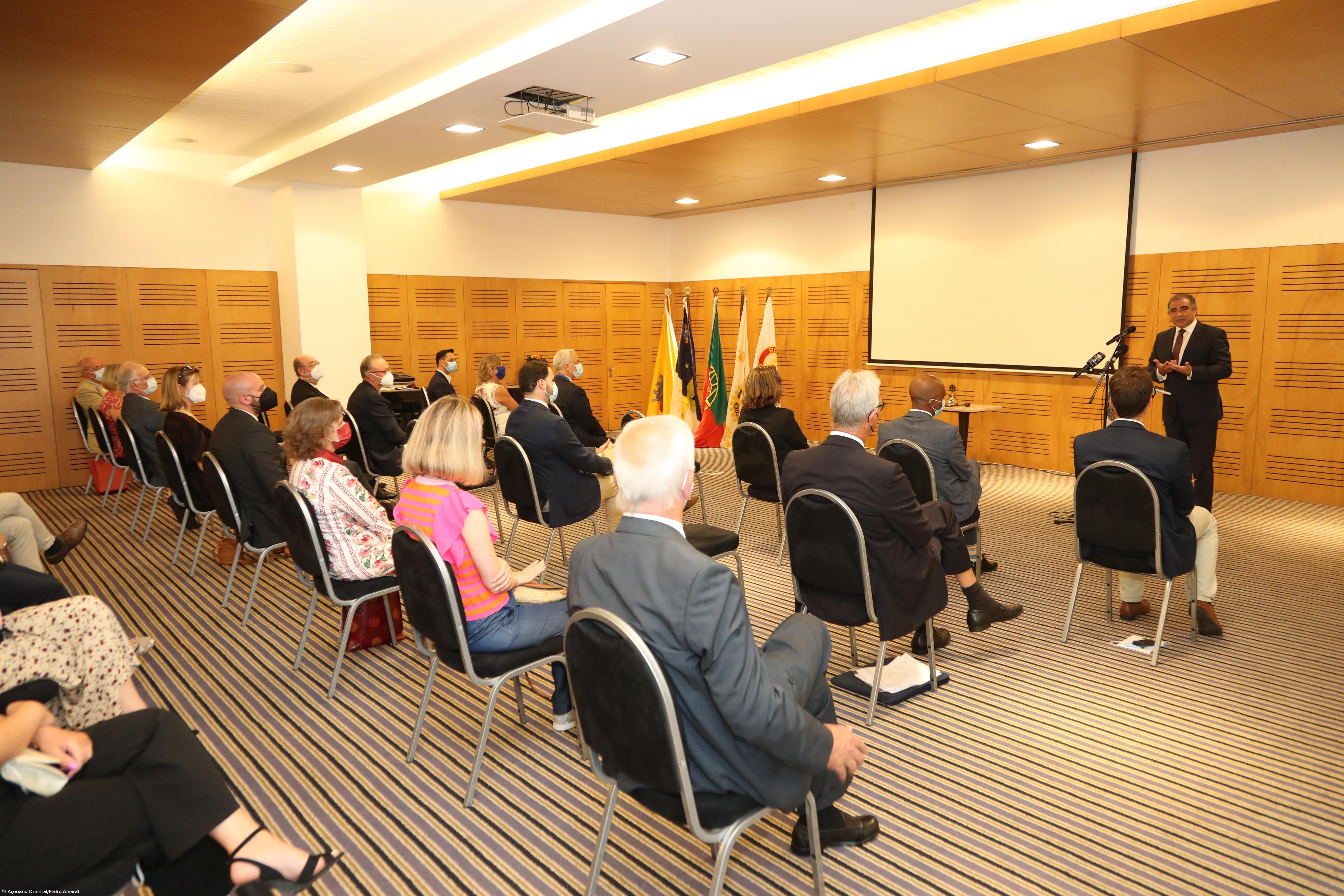 Pedro Melo é o novo presidente do Rotary Club de Ponta Delgada – Imagem 10