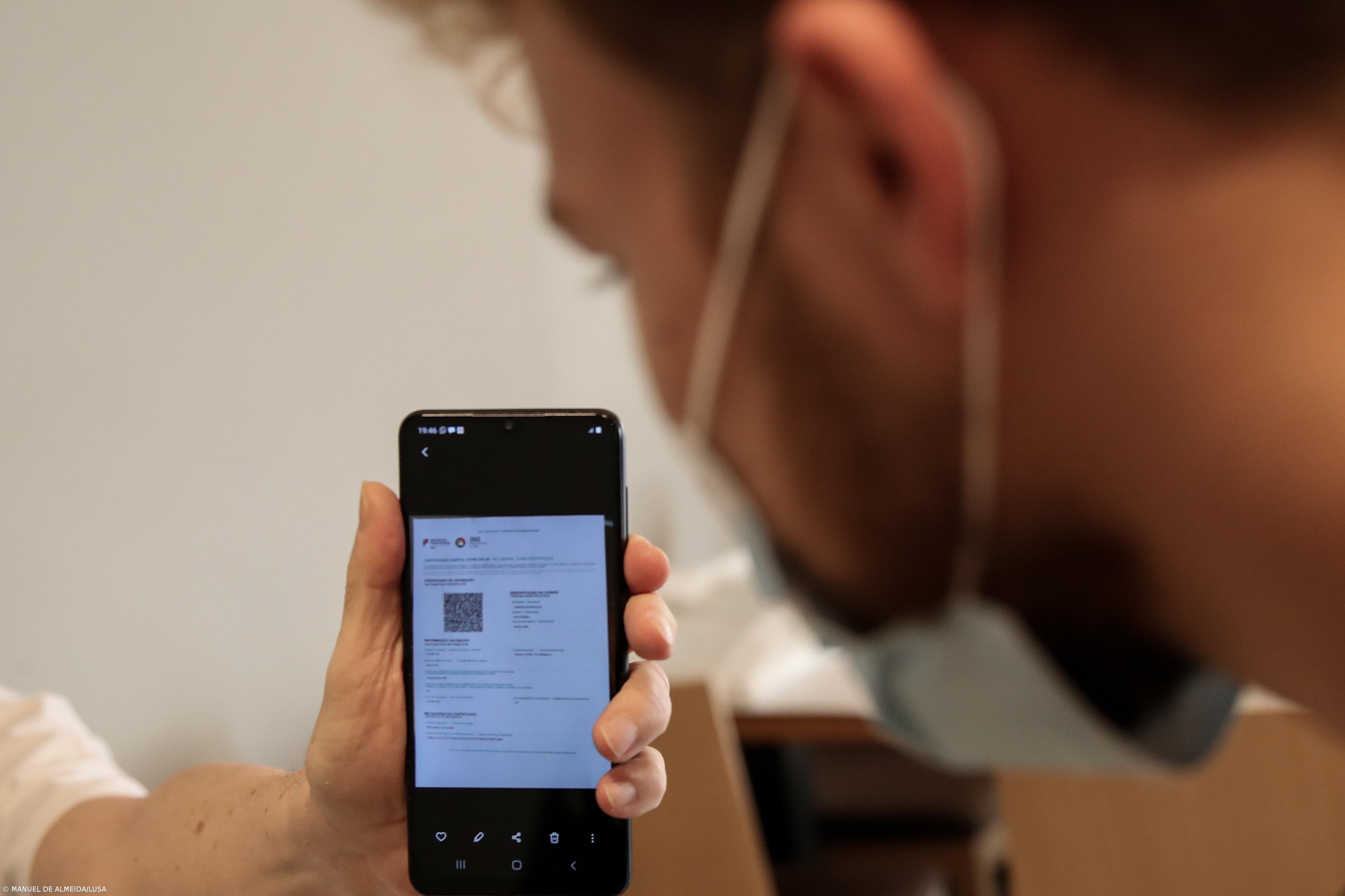 Certificado digital em viagens marítimas e aéreas e acesso a lares e hospitais – Imagem 1