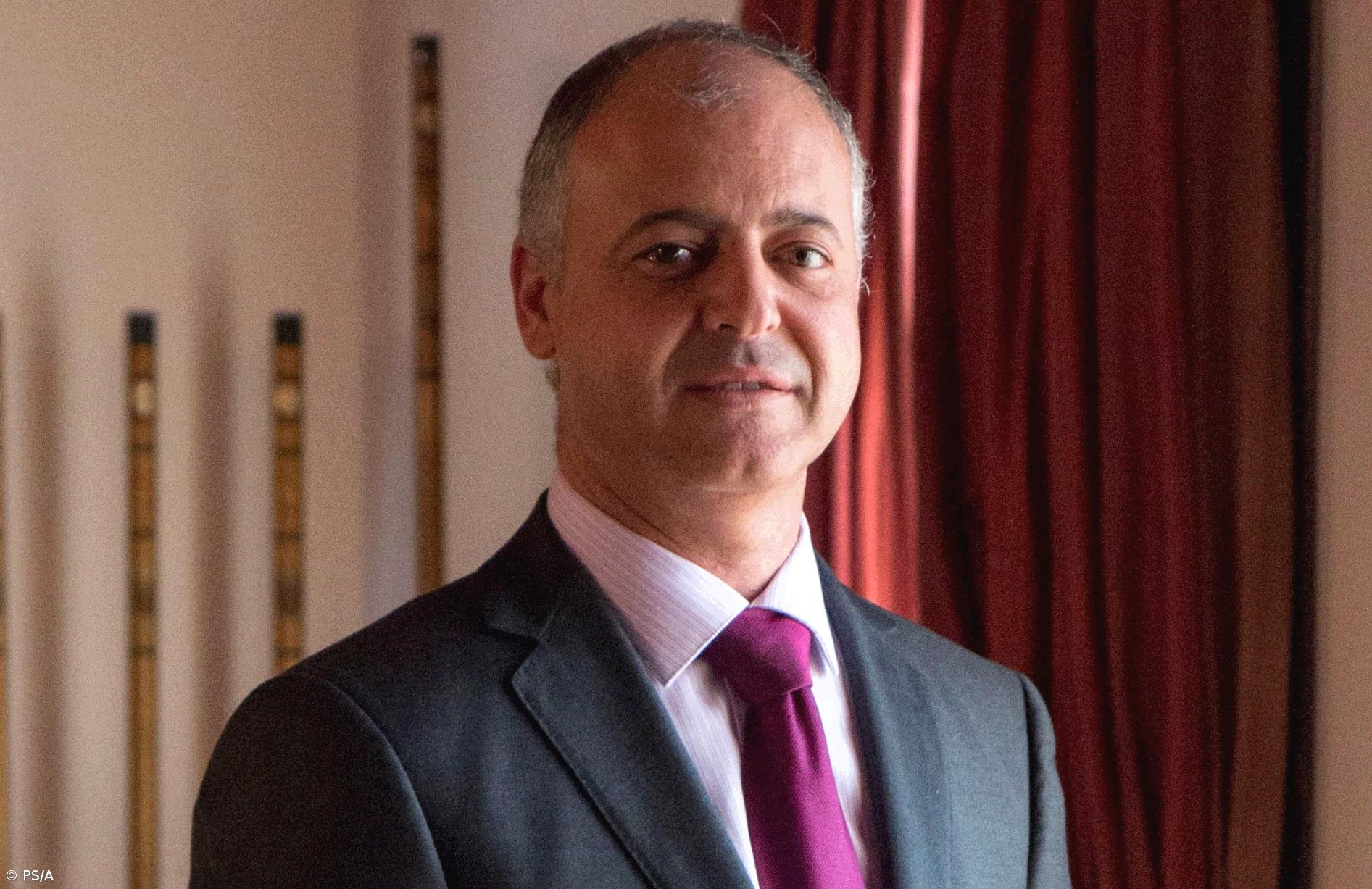 Roberto Monteiro é o mandatário da candidatura do PS à Câmara da Praia da Vitória – Imagem 1