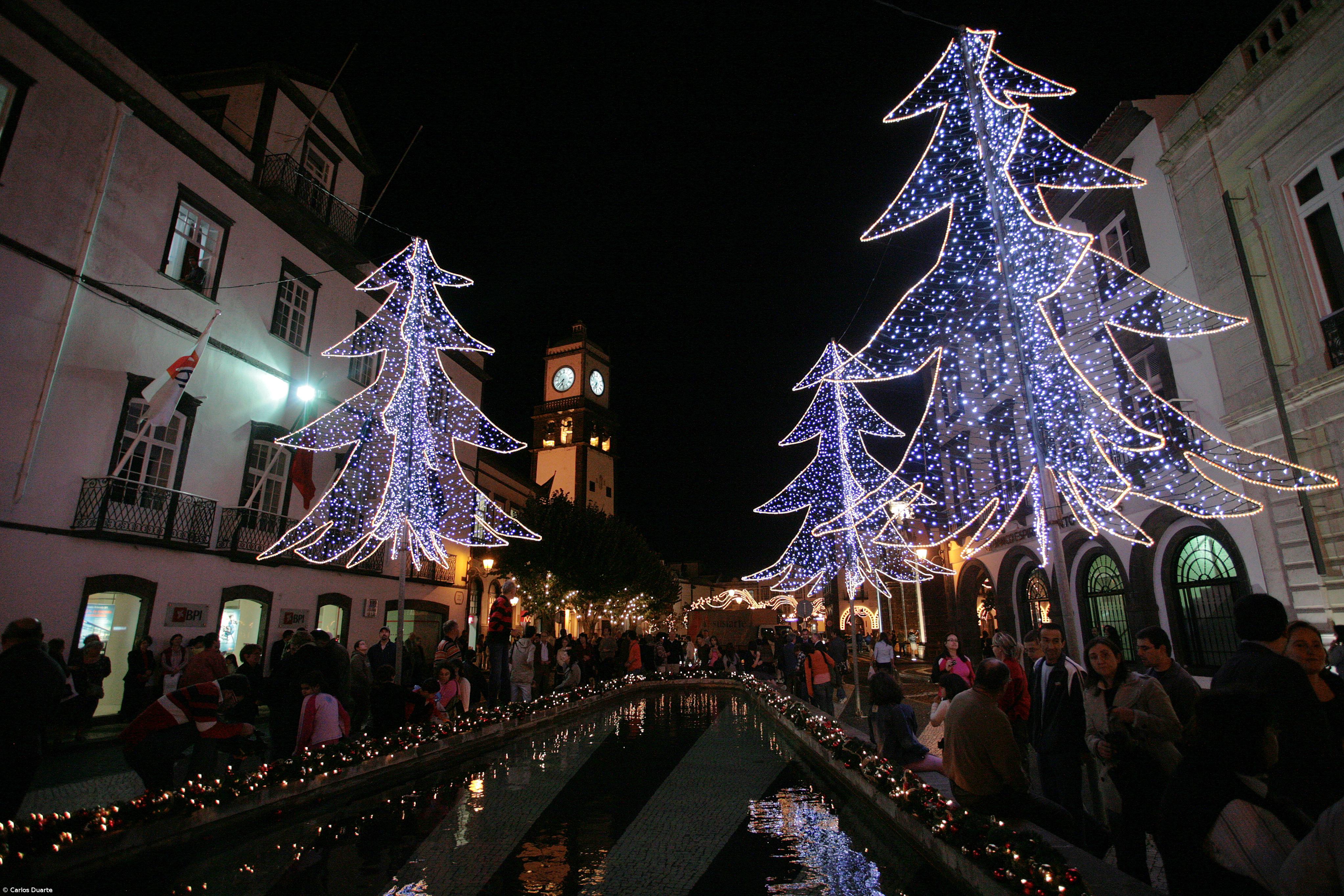 Ponta Delgada ilumina-se – Imagem 1