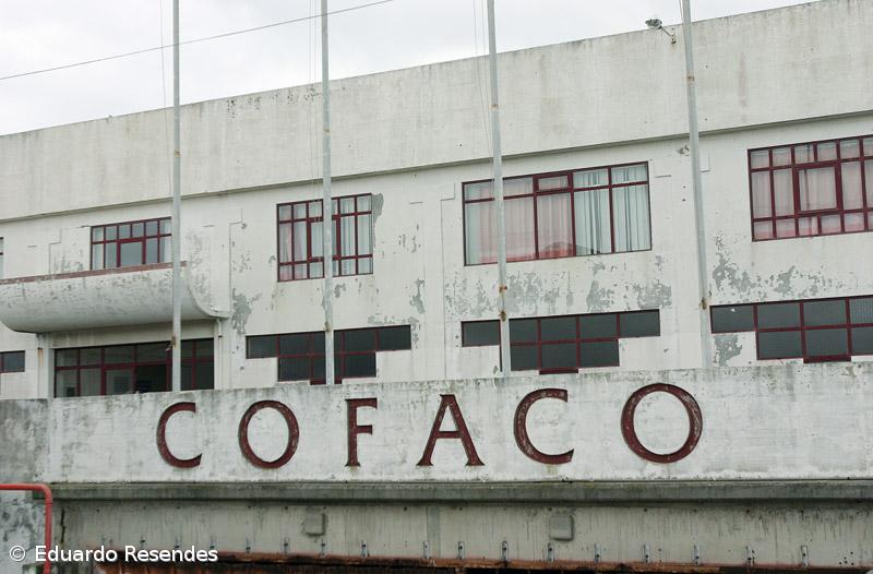 Greve das trabalhadoras da Cofaco nos Açores “acima dos 70%”  – Imagem 1