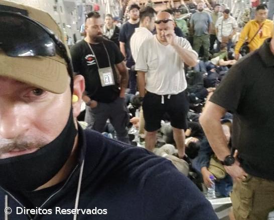 Três açorianos retirados de emergência do Afeganistão – Imagem 1