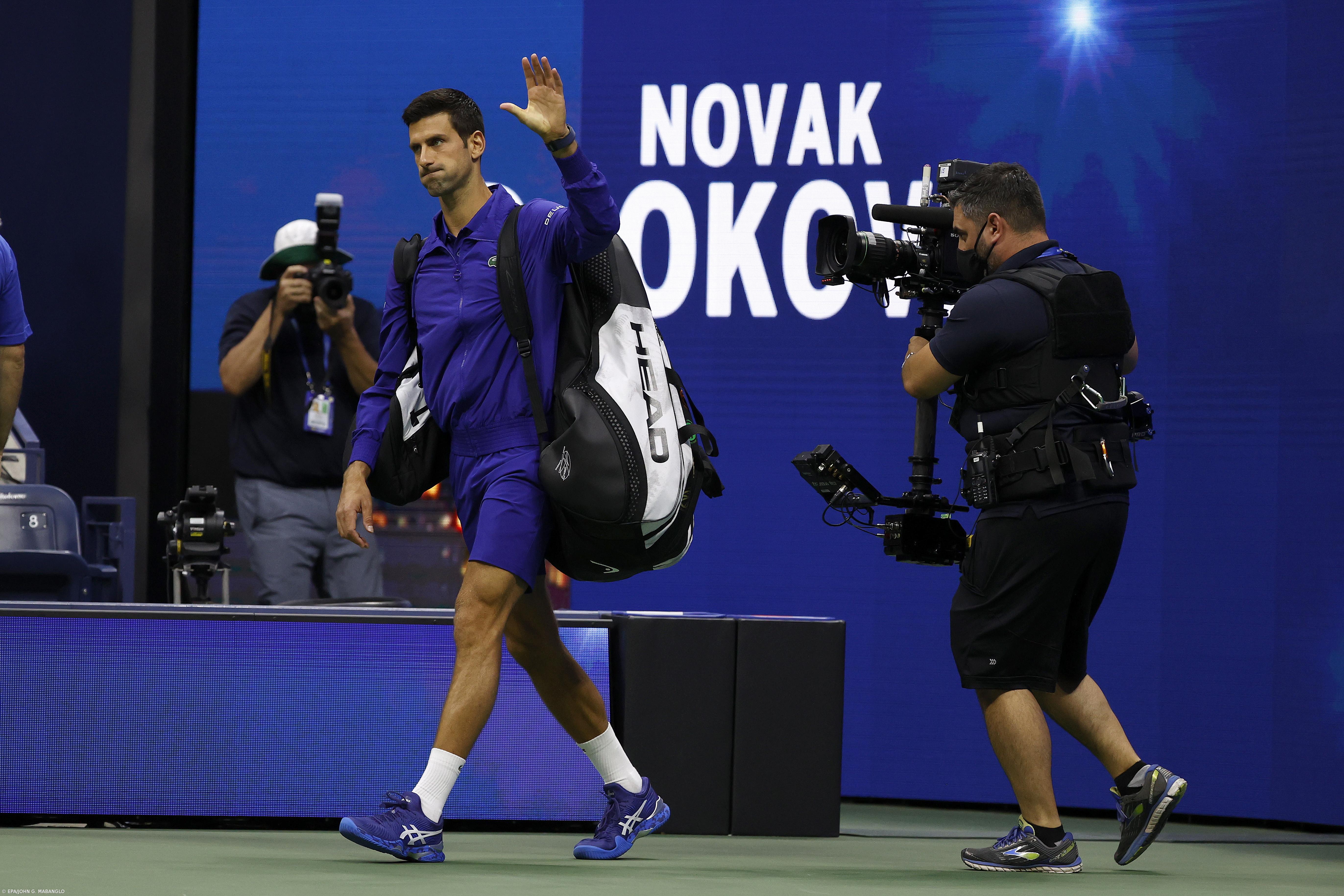 Djokovic cede um ‘set’ mas segue favoritos até a segunda ronda – Imagem 1
