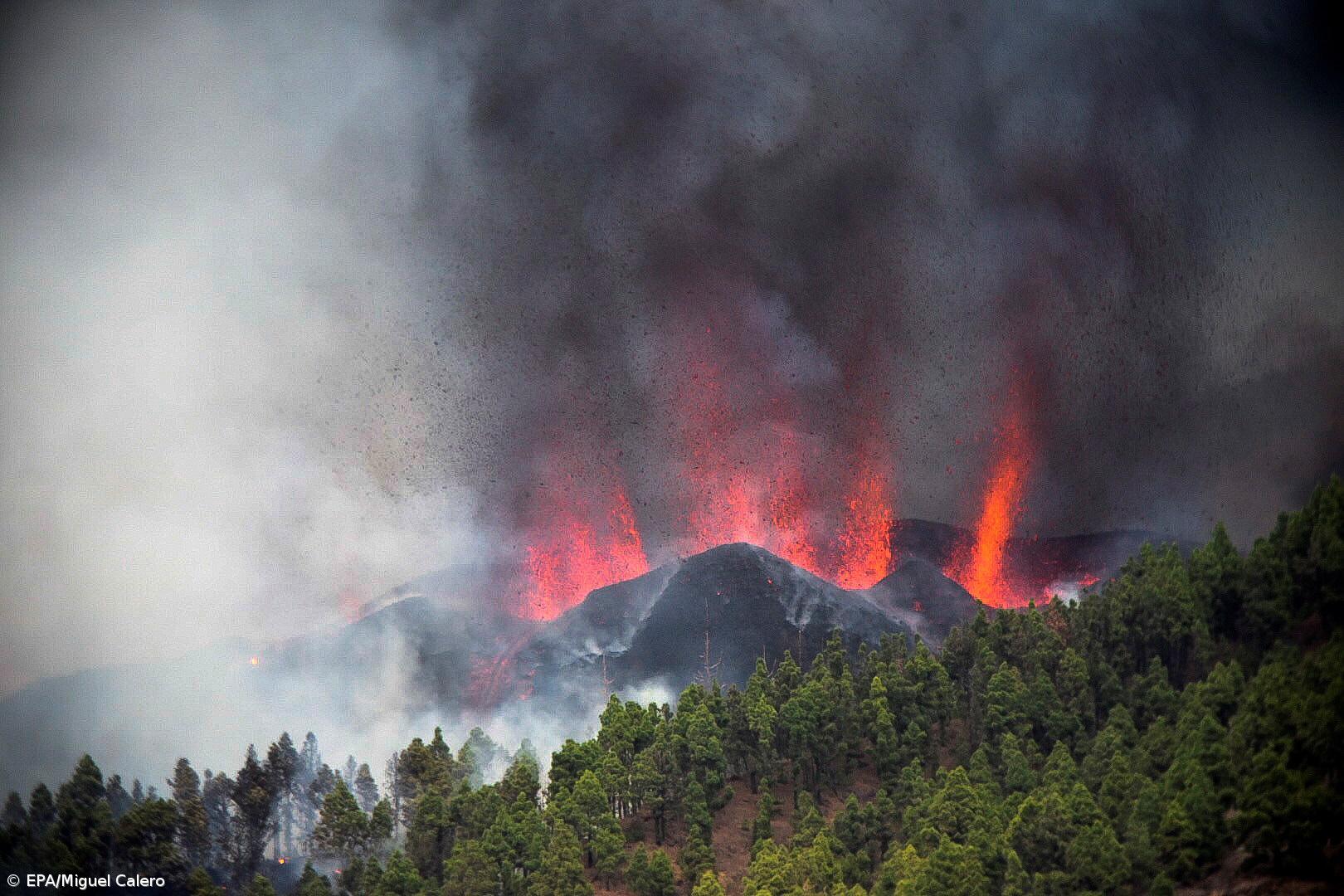 Vulcão nas Canárias intensificou atividade – Imagem 1