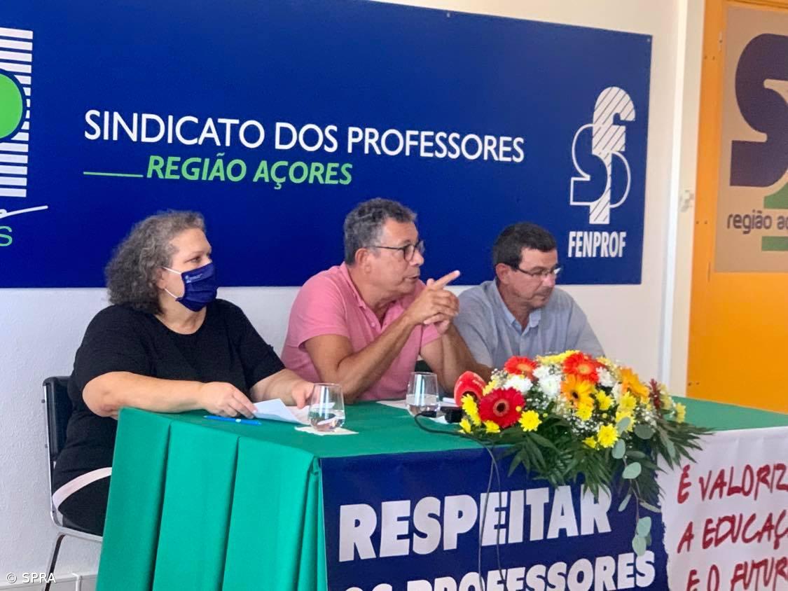 Sindicato diz que "falta" de professores “vai piorar” nos Açores – Imagem 1