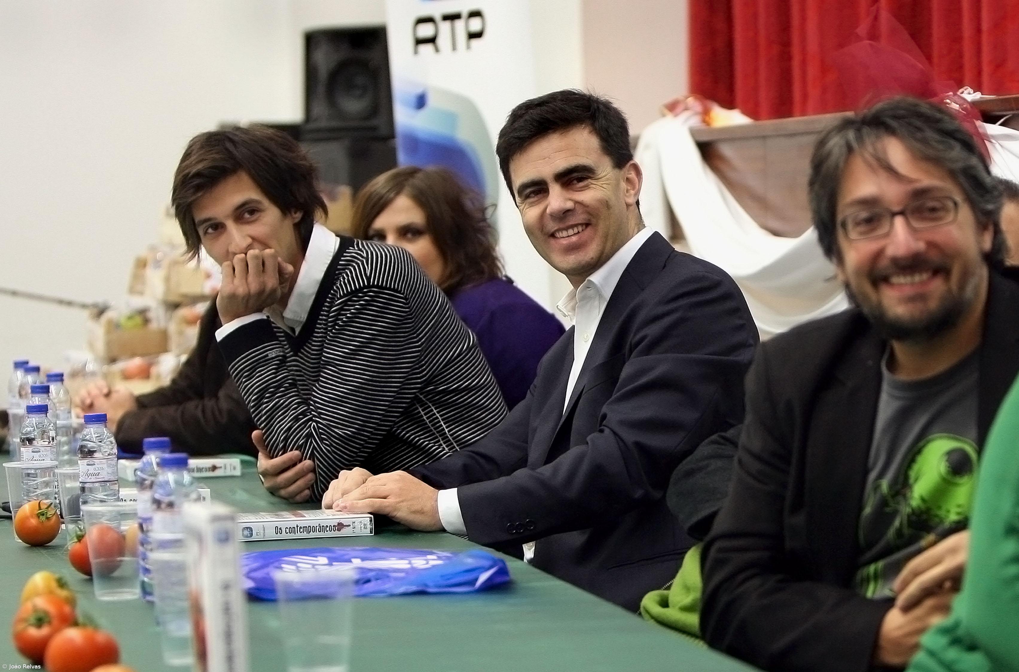  "Os Contemporâneos" garantem terceira série  – Imagem 1