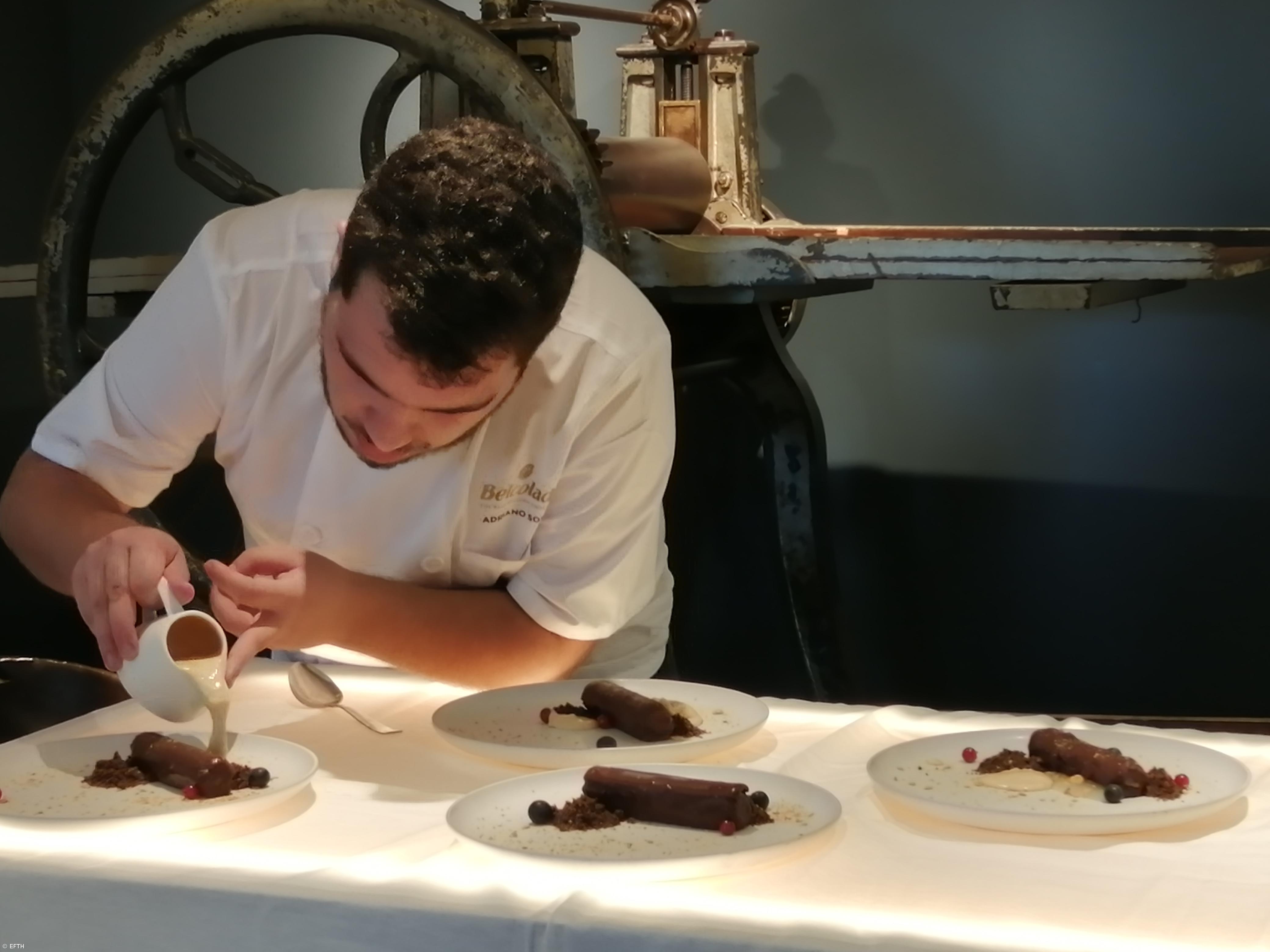 O jovem açoriano Adriano Sousa, recém-formado na EFTH, vence o Prémio Jovens Chocolateiros Belcolade – Imagem 1