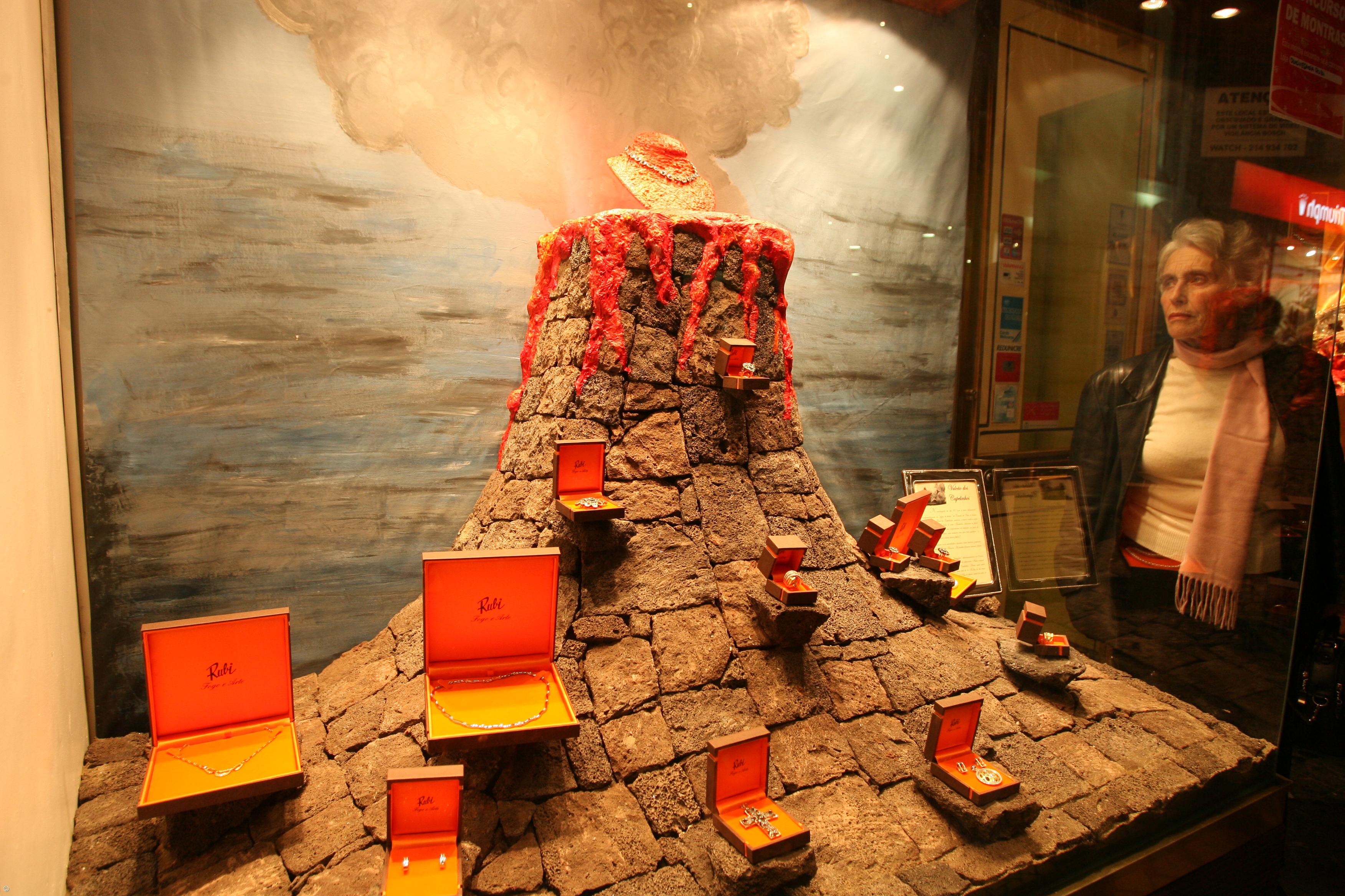 Ourivesaria Rubi vence prémio de melhor montra – Imagem 1