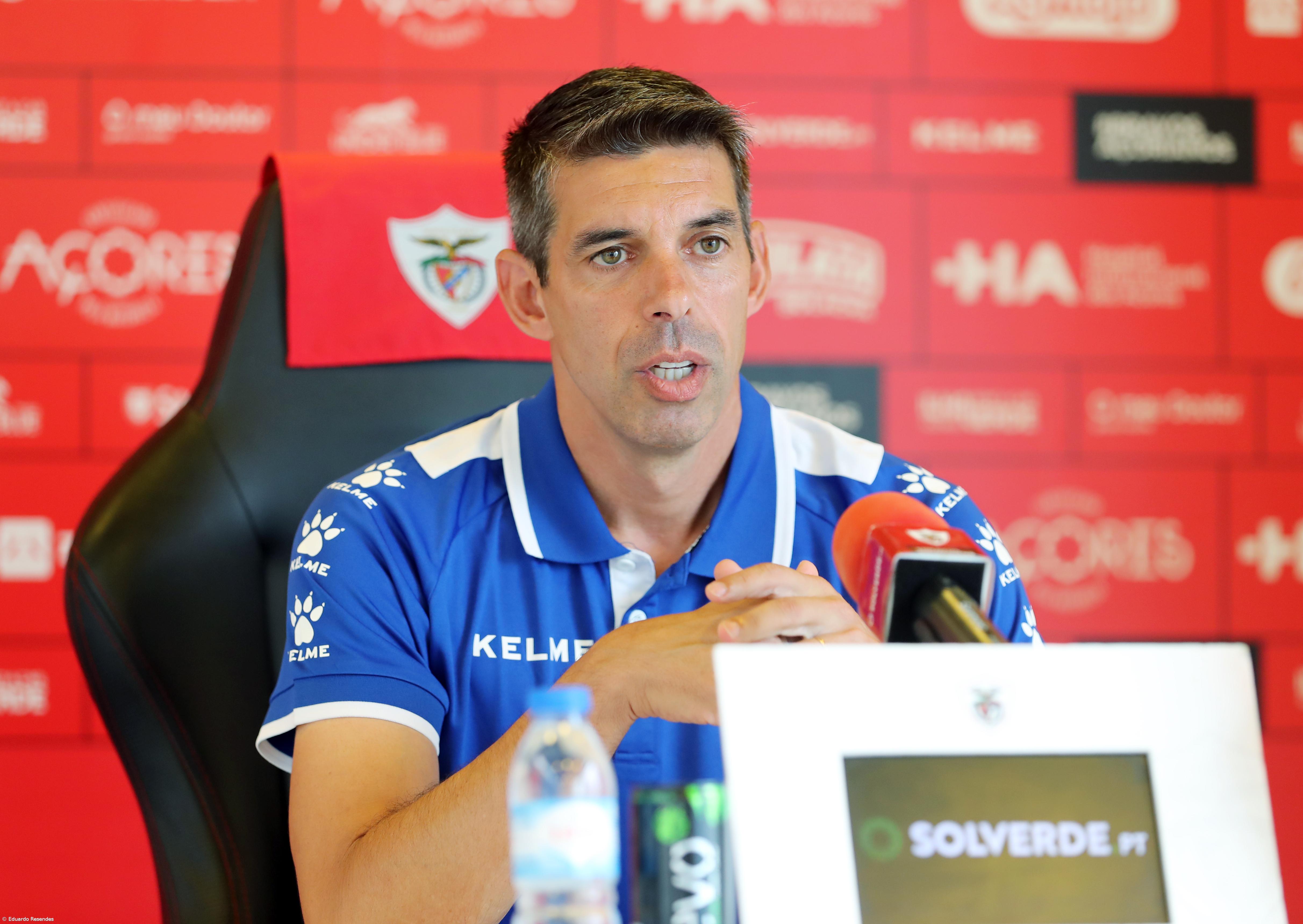 Treinador do Santa Clara destaca evolução da equipa que já está mais forte – Imagem 1