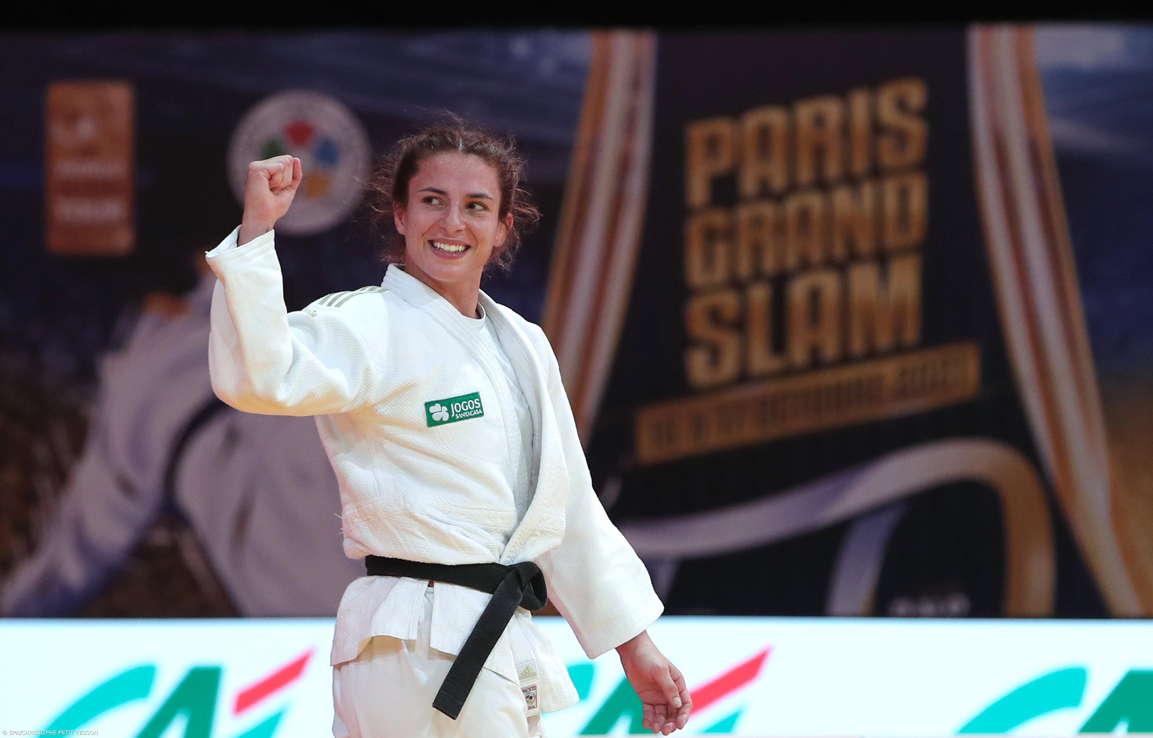 Judoca Bárbara Timo conquista ouro nos -63kg no Grand Slam da Paris – Imagem 1