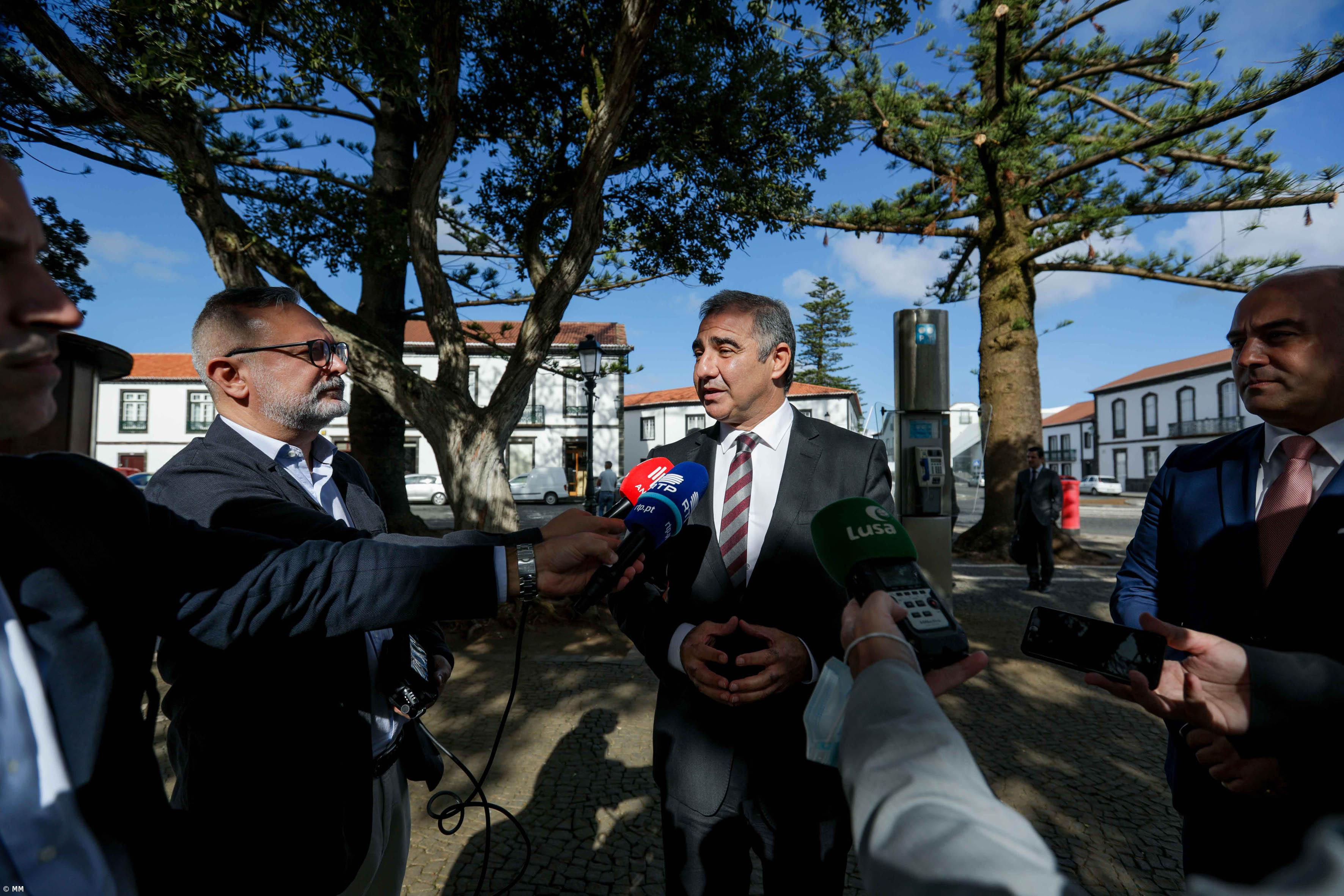 Presidente do Governo dos Açores incentiva “regresso à normalidade” – Imagem 1