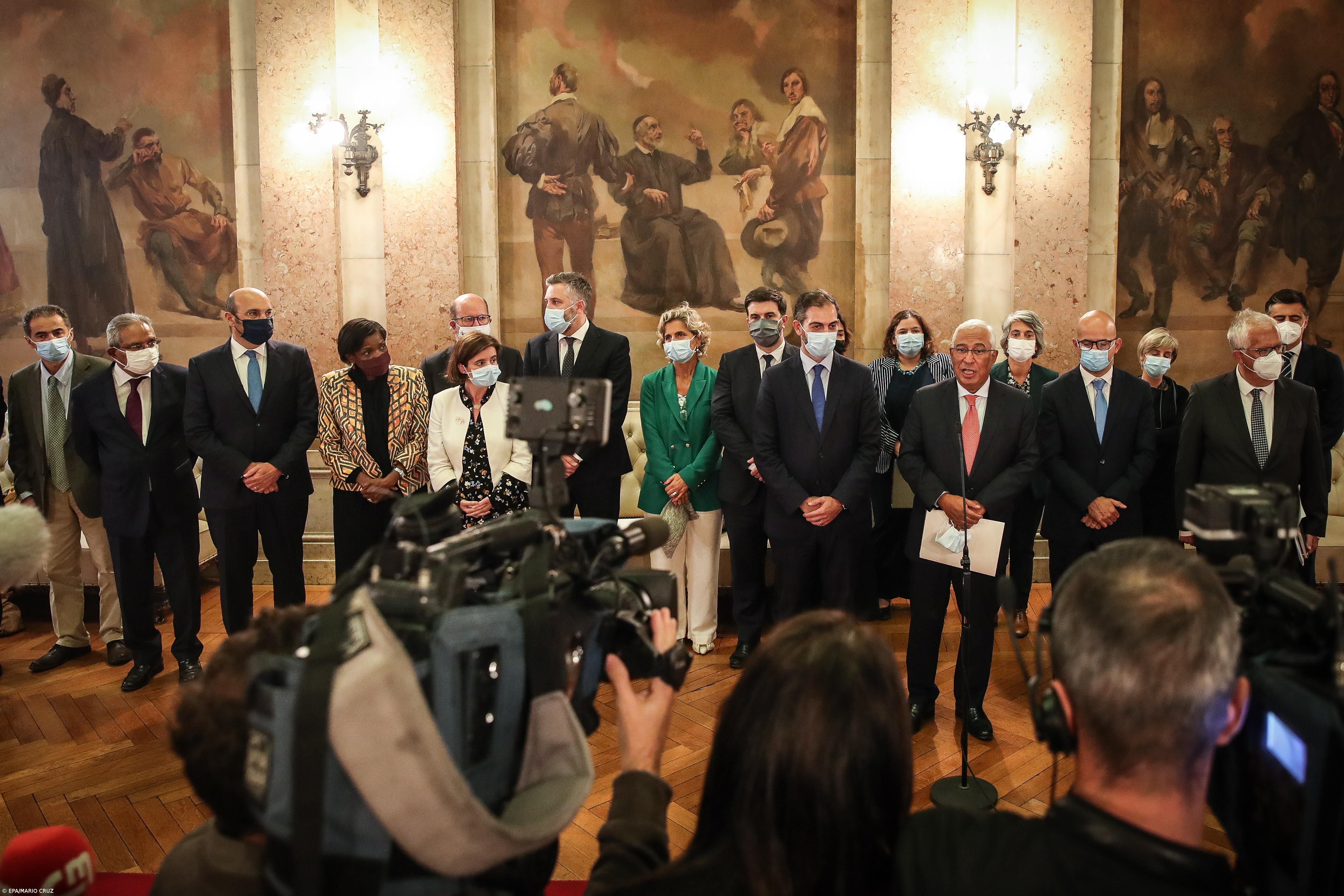 O dia em que o Orçamento ‘chumbou’, apesar dos apelos e referências musicais – Imagem 1