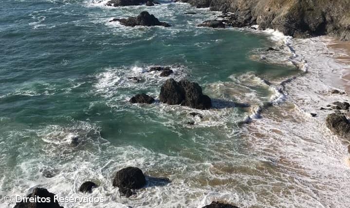 'Lajes do Pico' em praia francesa – Imagem 1