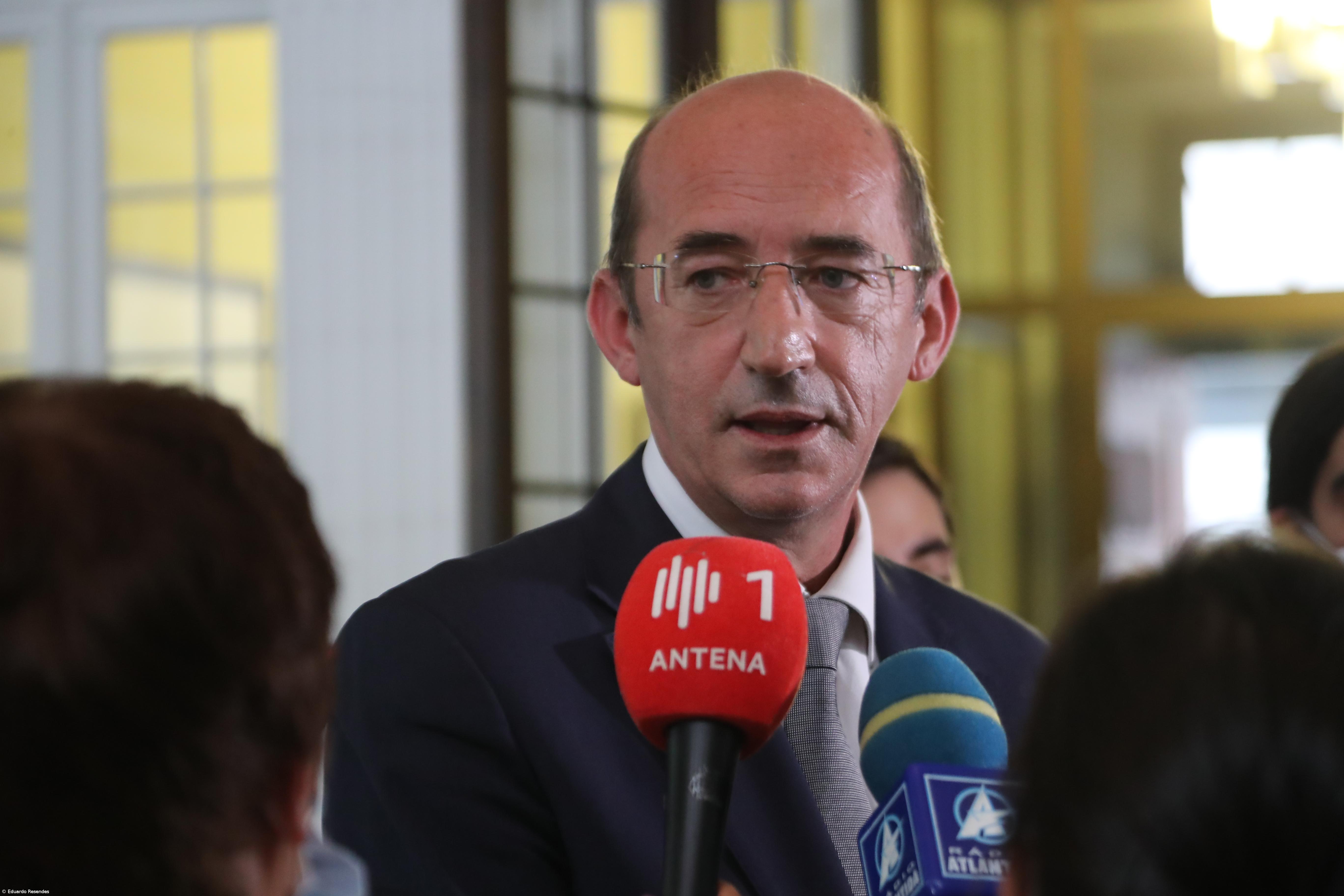 PSD/Açores com garantia de que não vai haver despedimento coletivo na SATA – Imagem 1