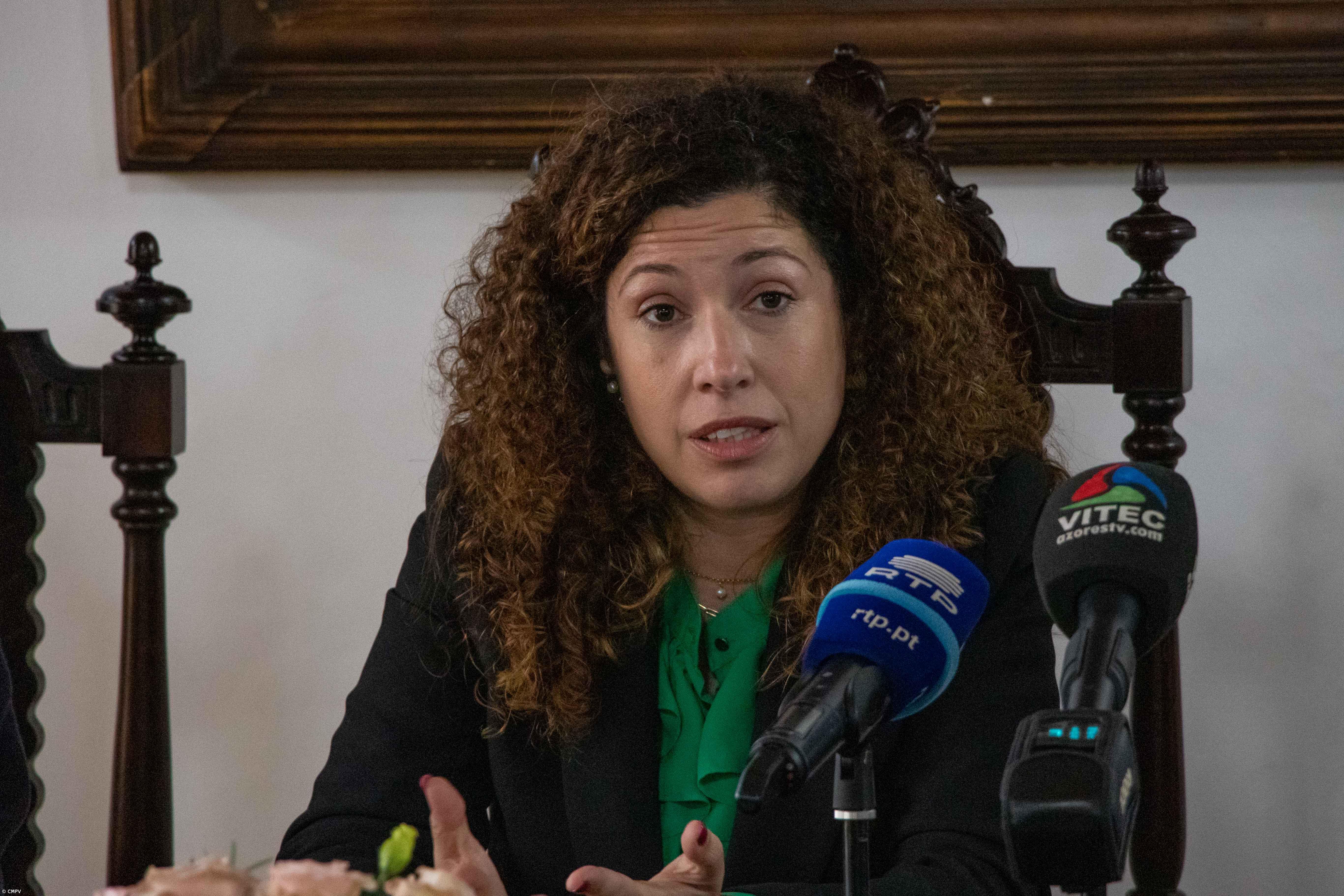 Furtados dois computadores na Câmara da Praia da Vitória – Imagem 2