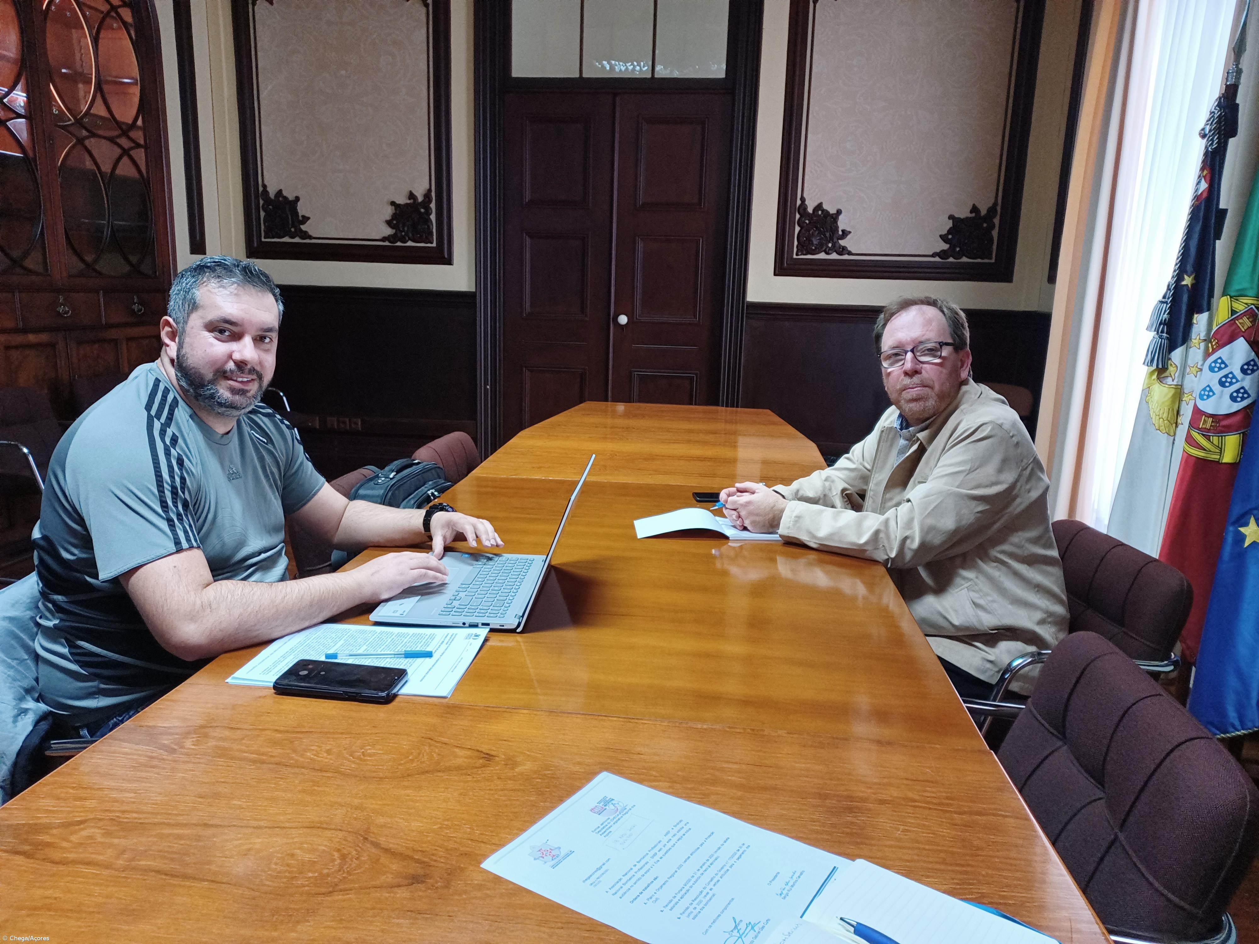 Chega/Açores destaca viaturas de bombeiros no Plano e Orçamento de 2022 – Imagem 1