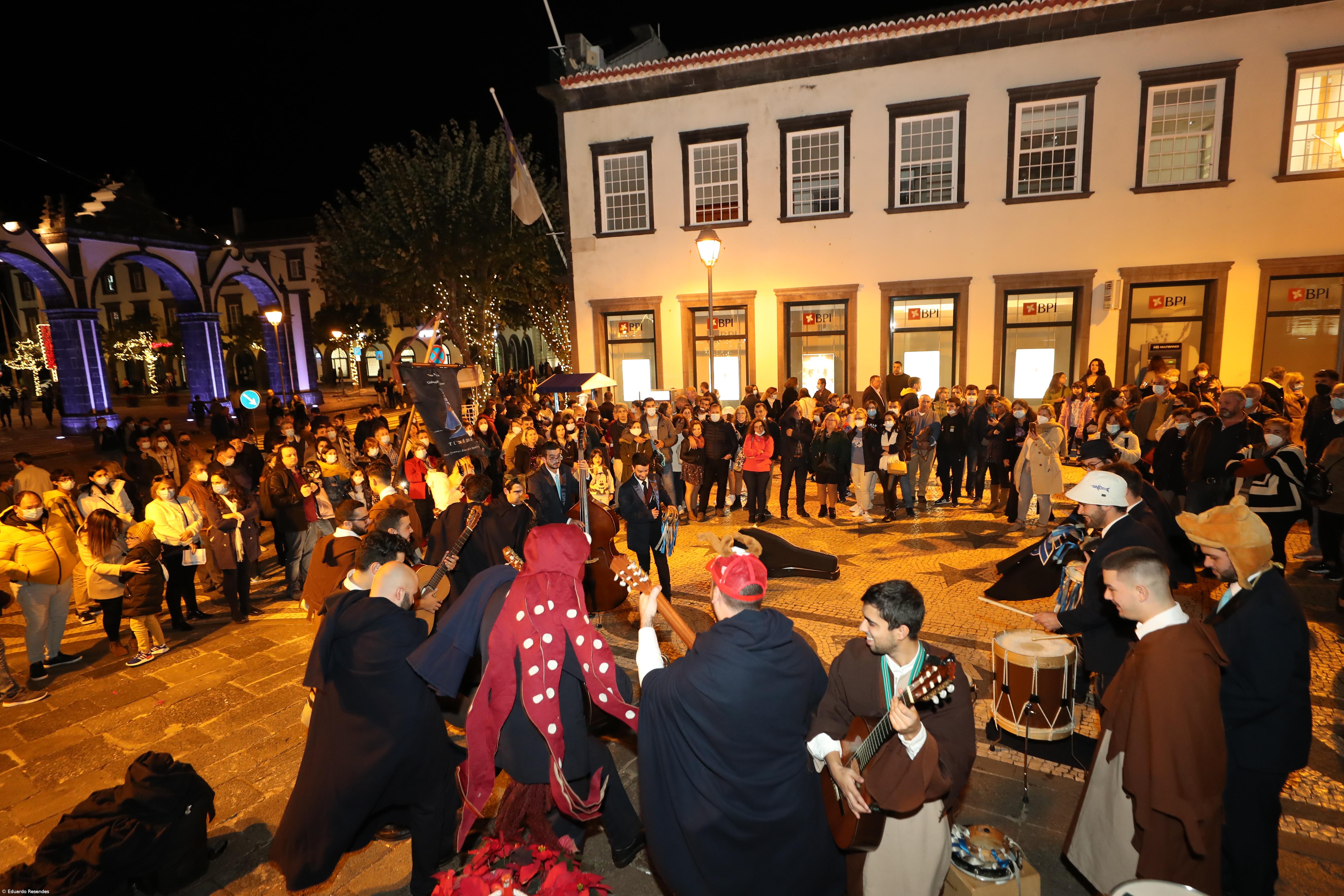 Dia das Montras dá vida ao Natal no comércio tradicional – Imagem 10